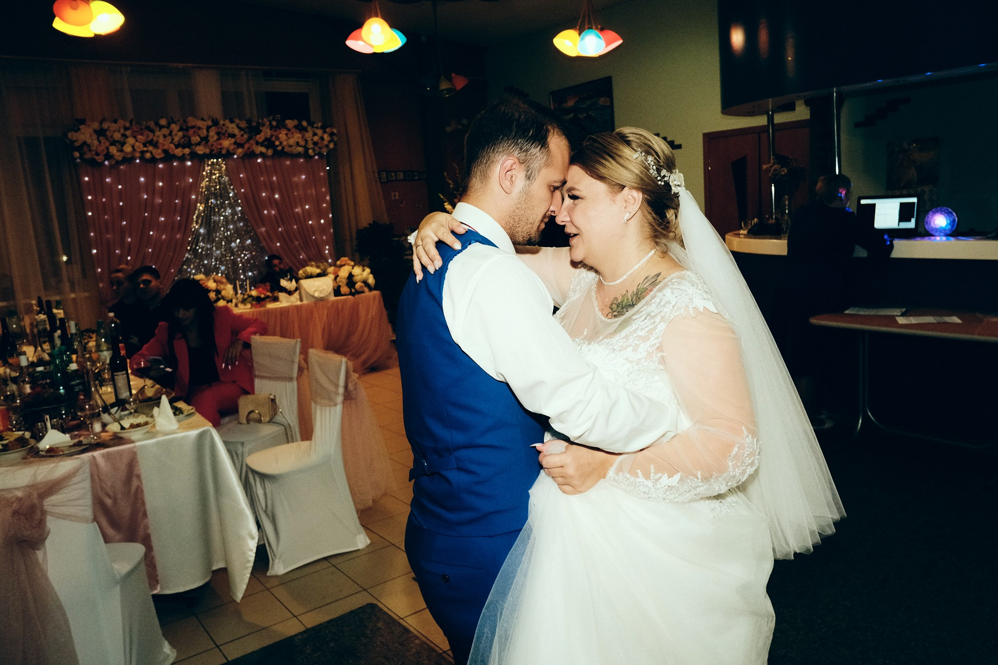 Свадьбы. Привет! Меня зовут Слава Кравец, я репортажный фотограф в Московском регионе