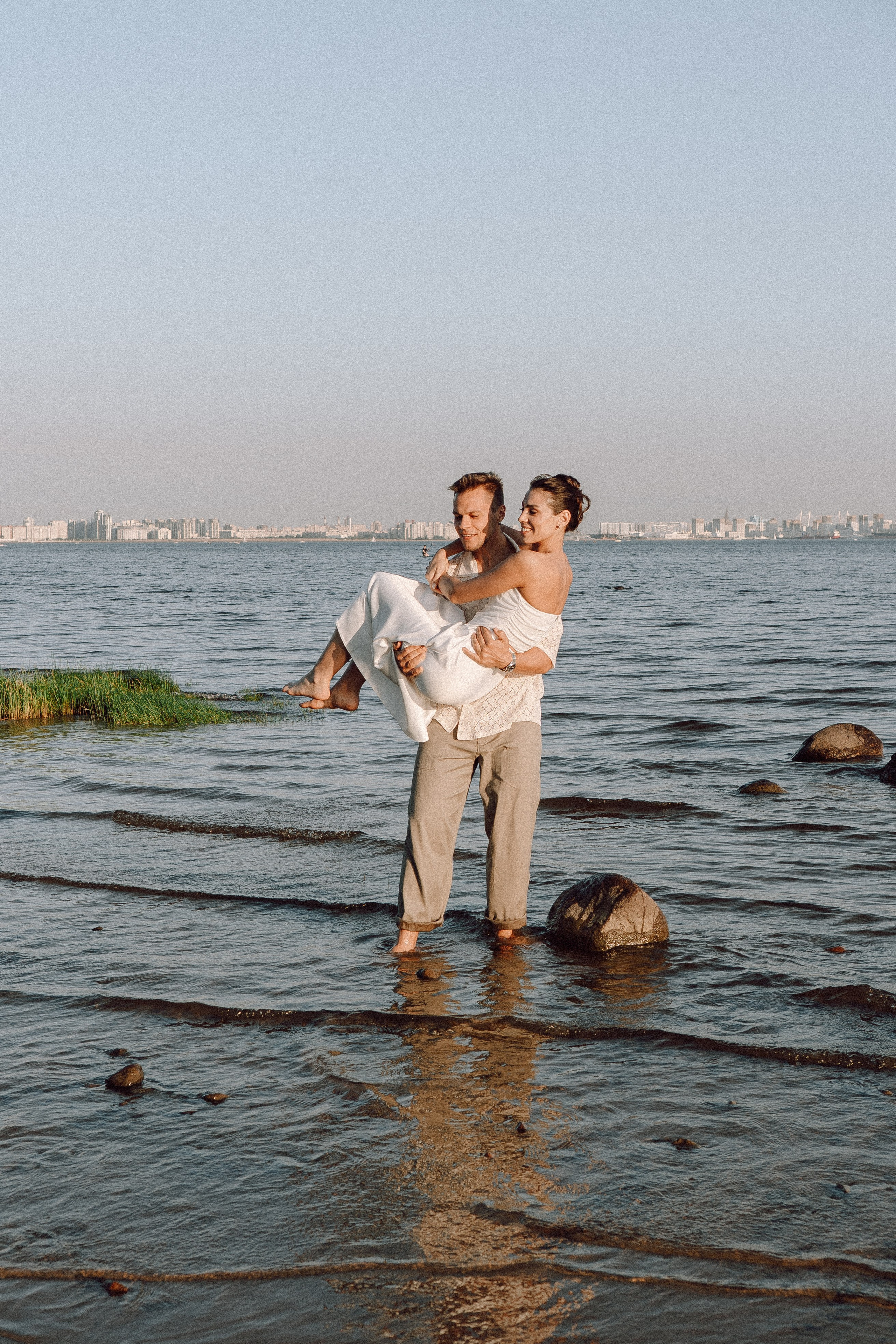 СВАДЕБНАЯ ФОТОСЕССИЯ ВЫЕЗДНОЙ ЦЕРЕМОНИИ (ФИНСКИЙ ЗАЛИВ). Профессиональный фотограф, Санкт-Петербург — Виктория Богомолова