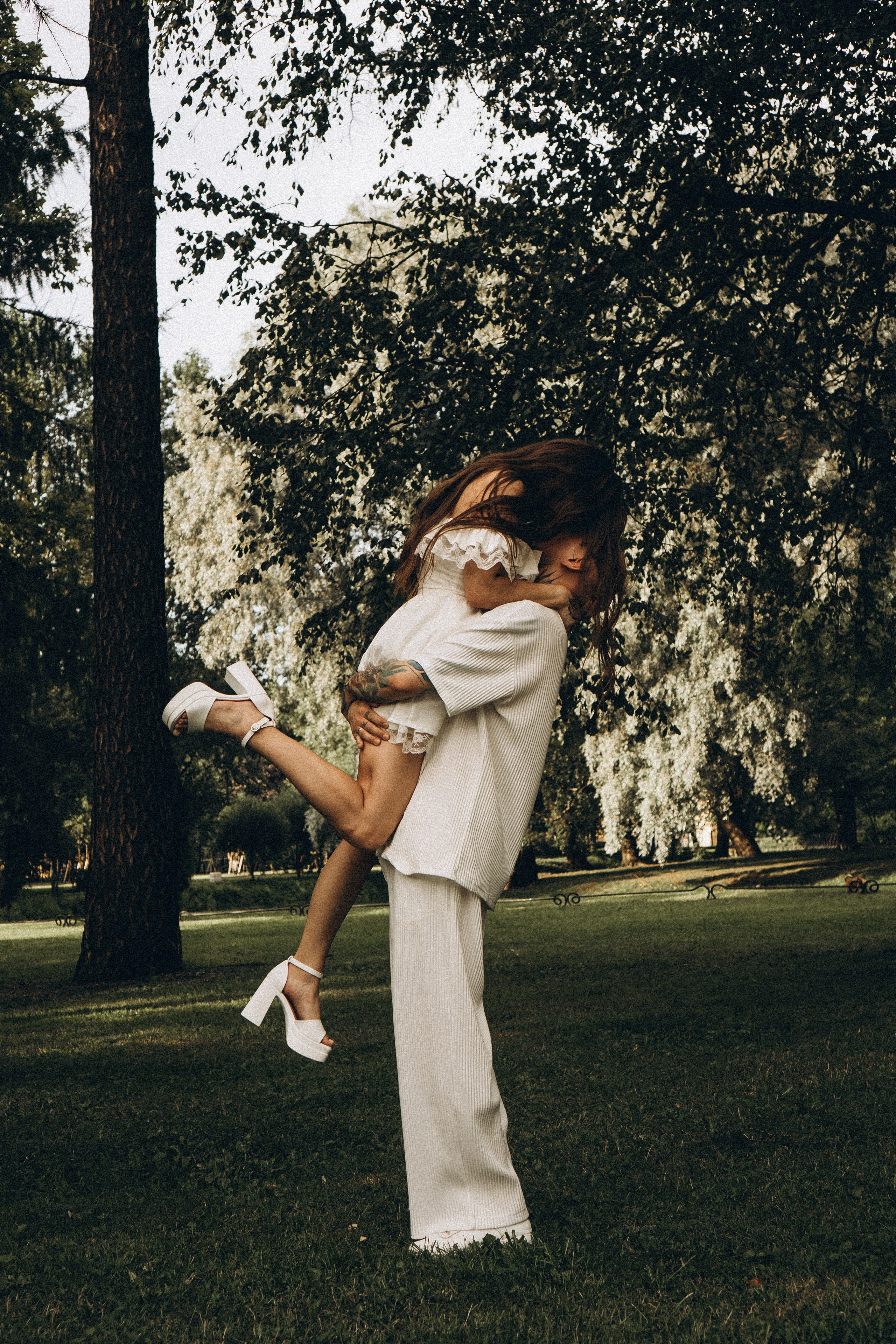 СВАДЕБНАЯ ПРОГУЛКА ПО ТАВРИЧЕСКОМУ САДУ И НЕВСКОЙ РАТУШЕ. Профессиональный фотограф, Санкт-Петербург — Виктория Богомолова