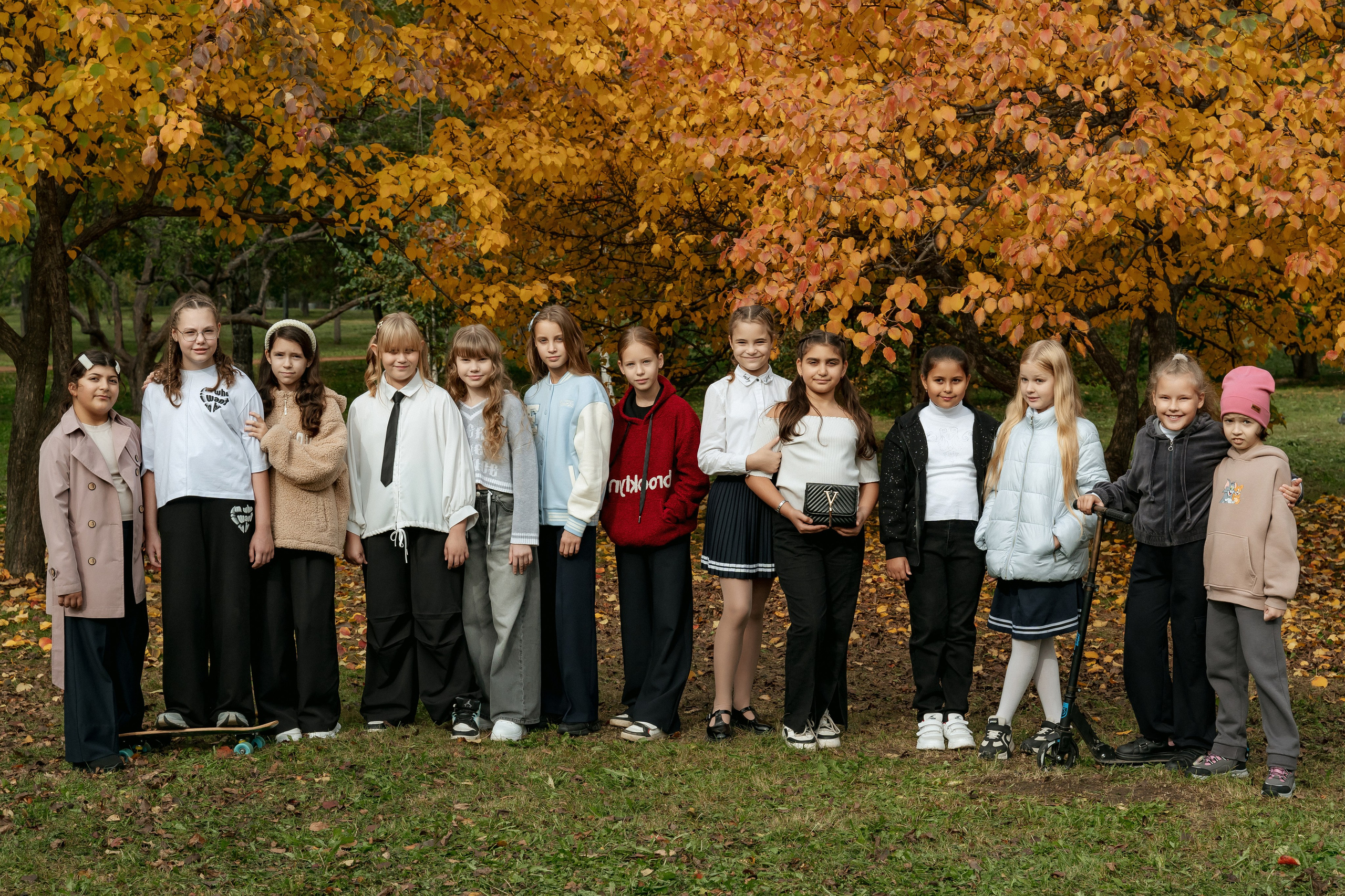 Фотосессия осенью в парке. 4 класс. Фотограф Ким Наталья в Красноярске