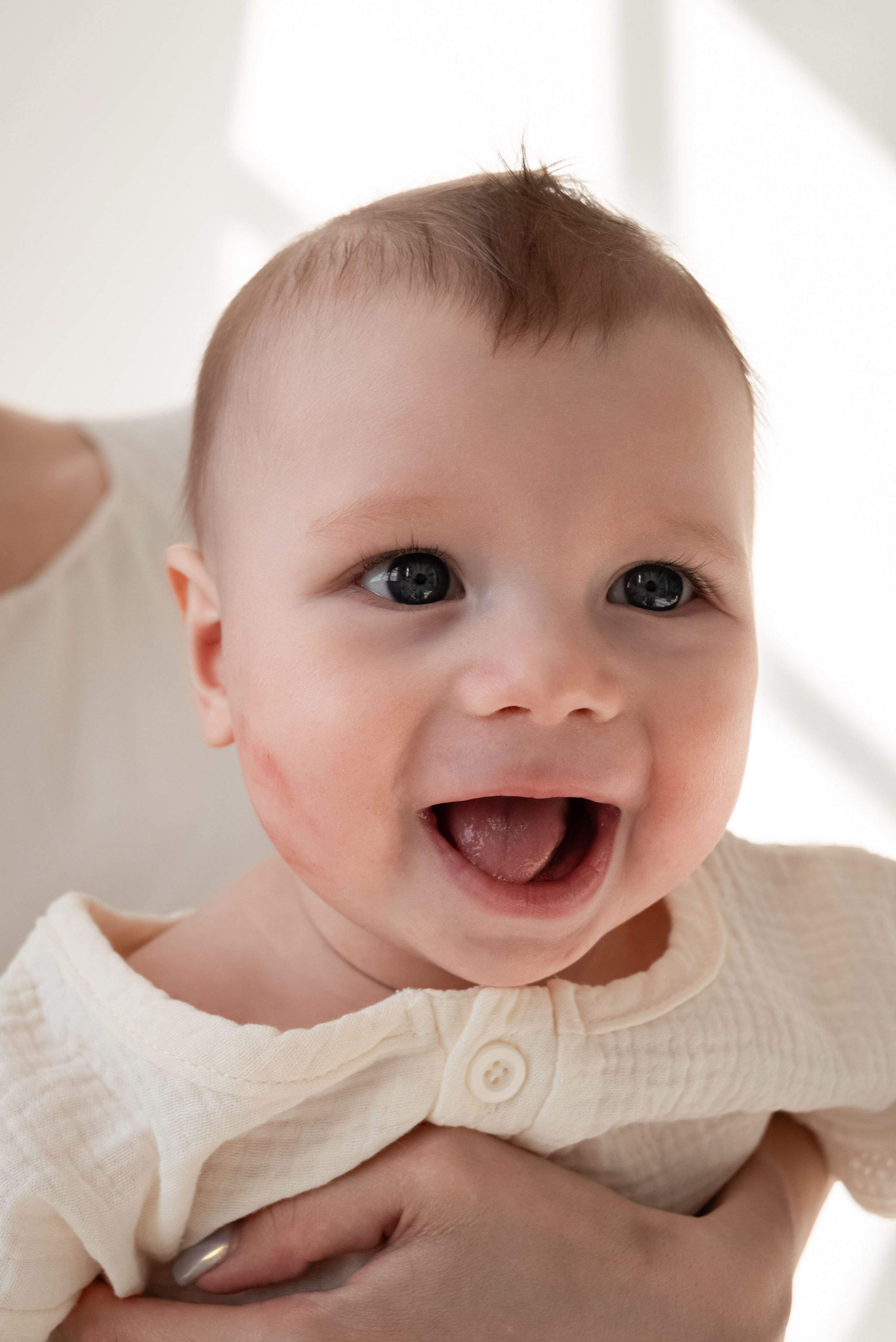 Сергеевы семейная студийная фотосессия. Профессиональный фотограф в Твери Иванова Юлия