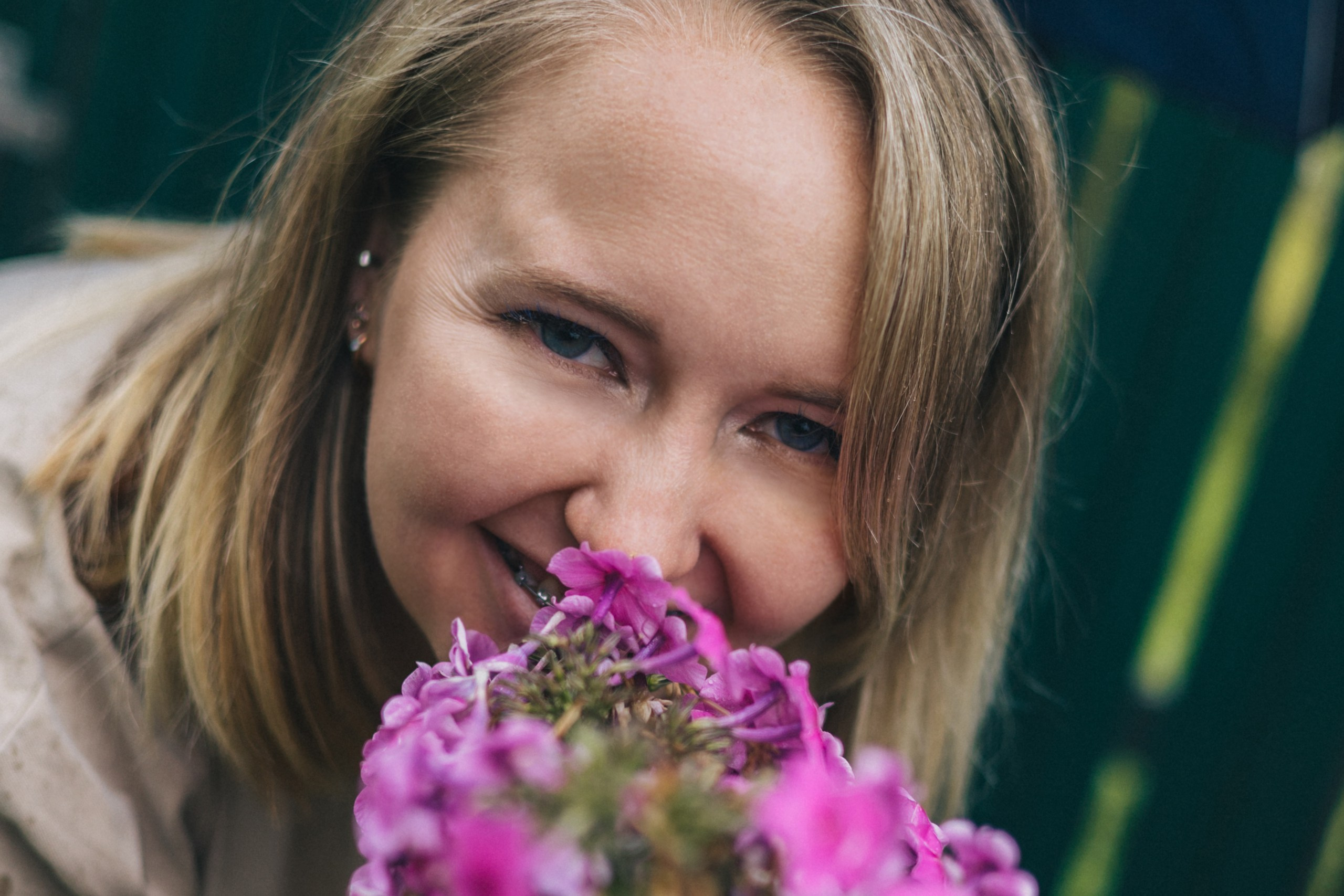 Любовь и Голуби. Обо мне