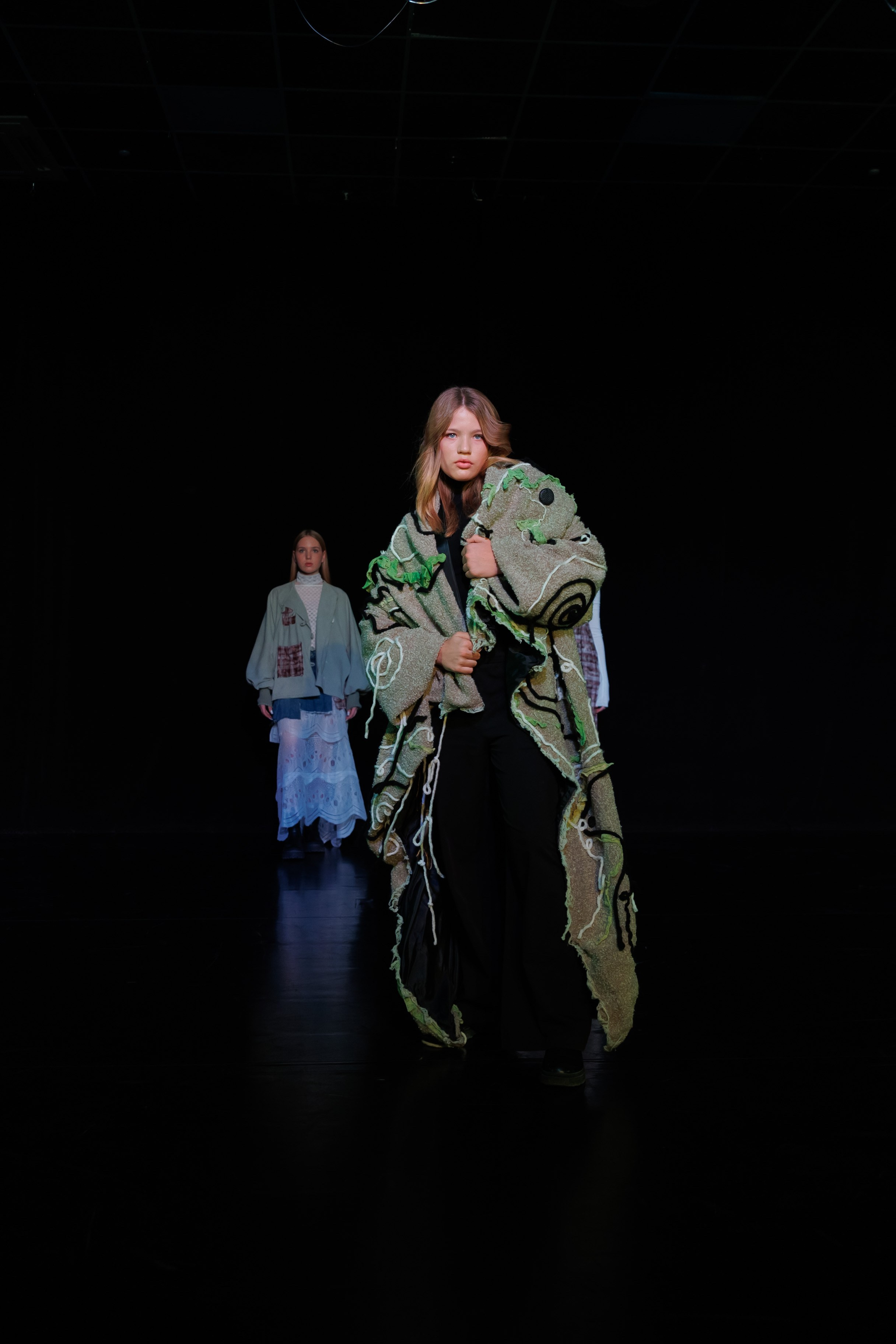 Показ коллекций Новосибирских дизайнеров для Fly Production. Фотограф Новосибирск — Наталья Гресь