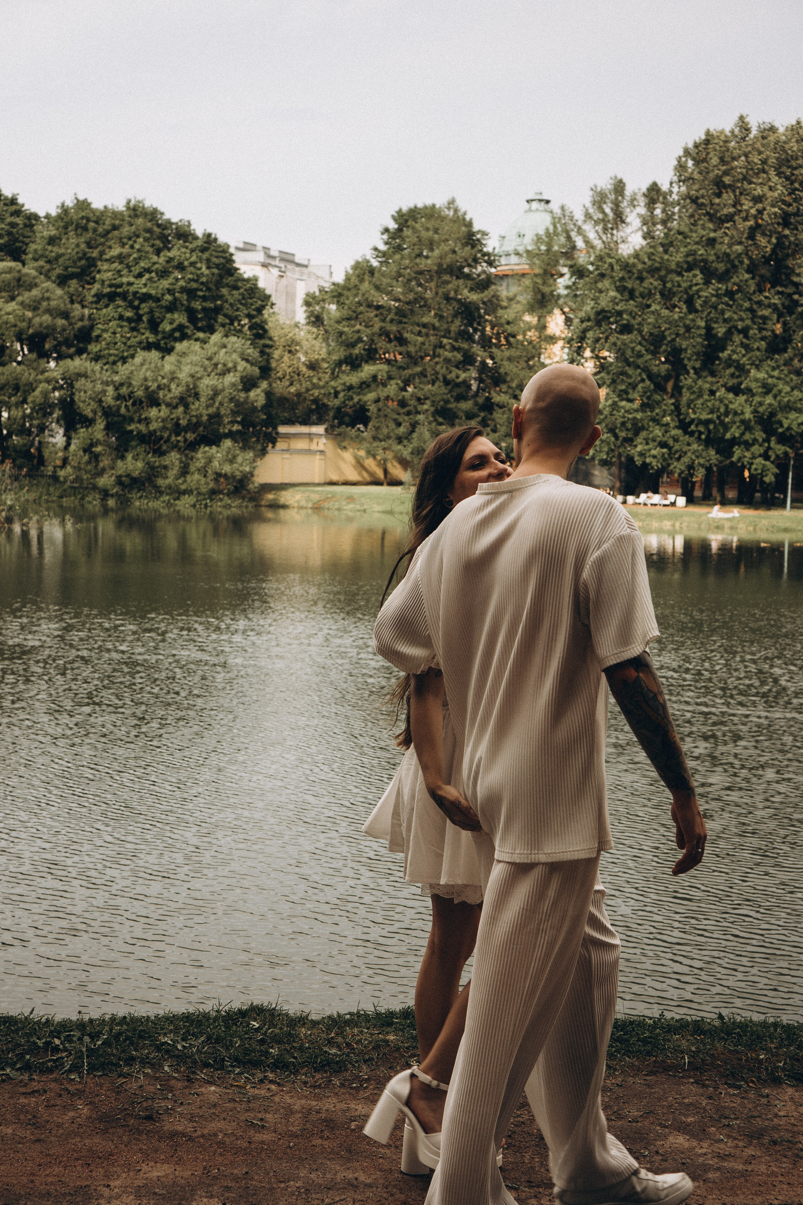 СВАДЕБНАЯ ПРОГУЛКА ПО ТАВРИЧЕСКОМУ САДУ И НЕВСКОЙ РАТУШЕ. Профессиональный фотограф, Санкт-Петербург — Виктория Богомолова