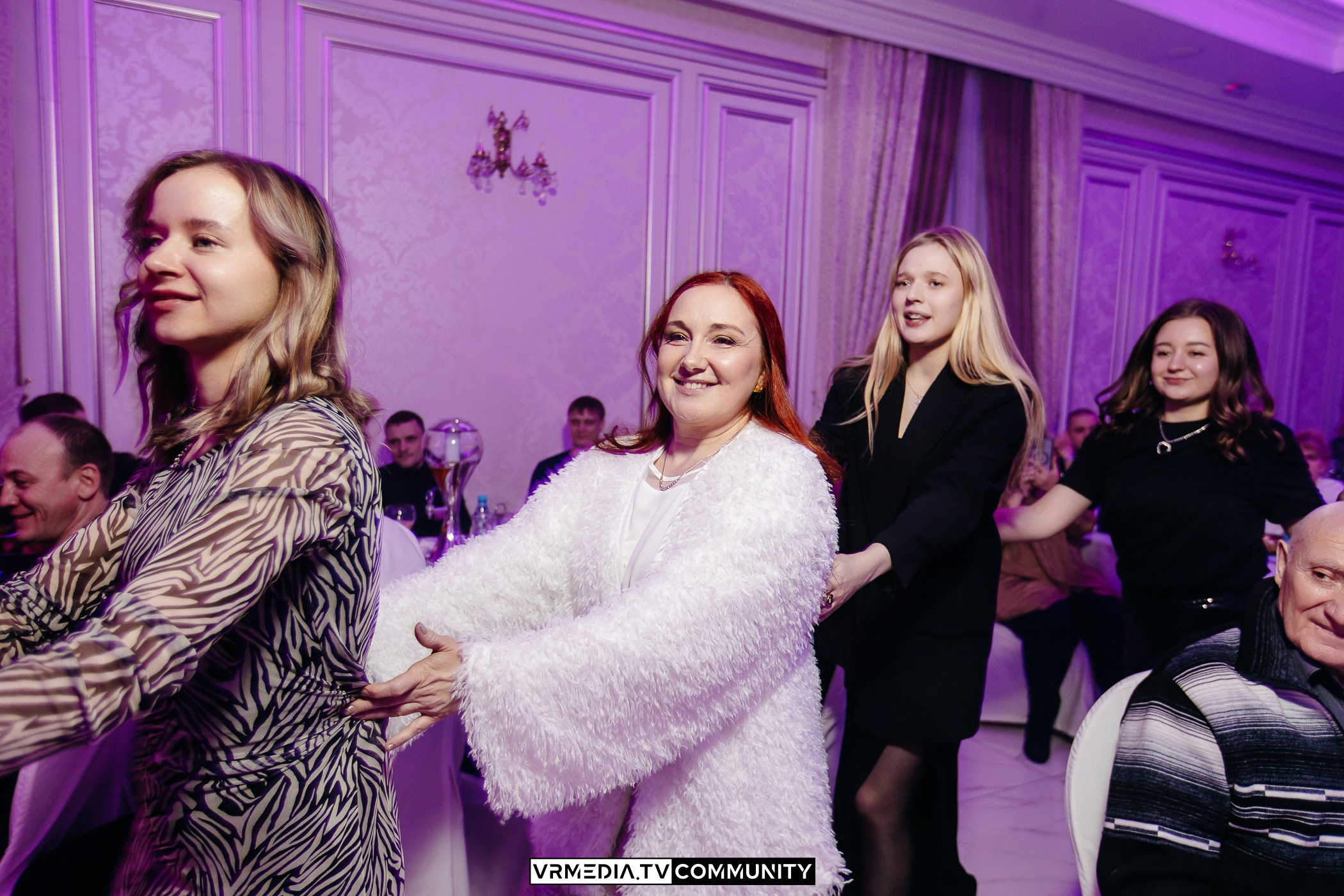 Мюзикл «12 Месяцев» в ресторане «Лазурный берег»