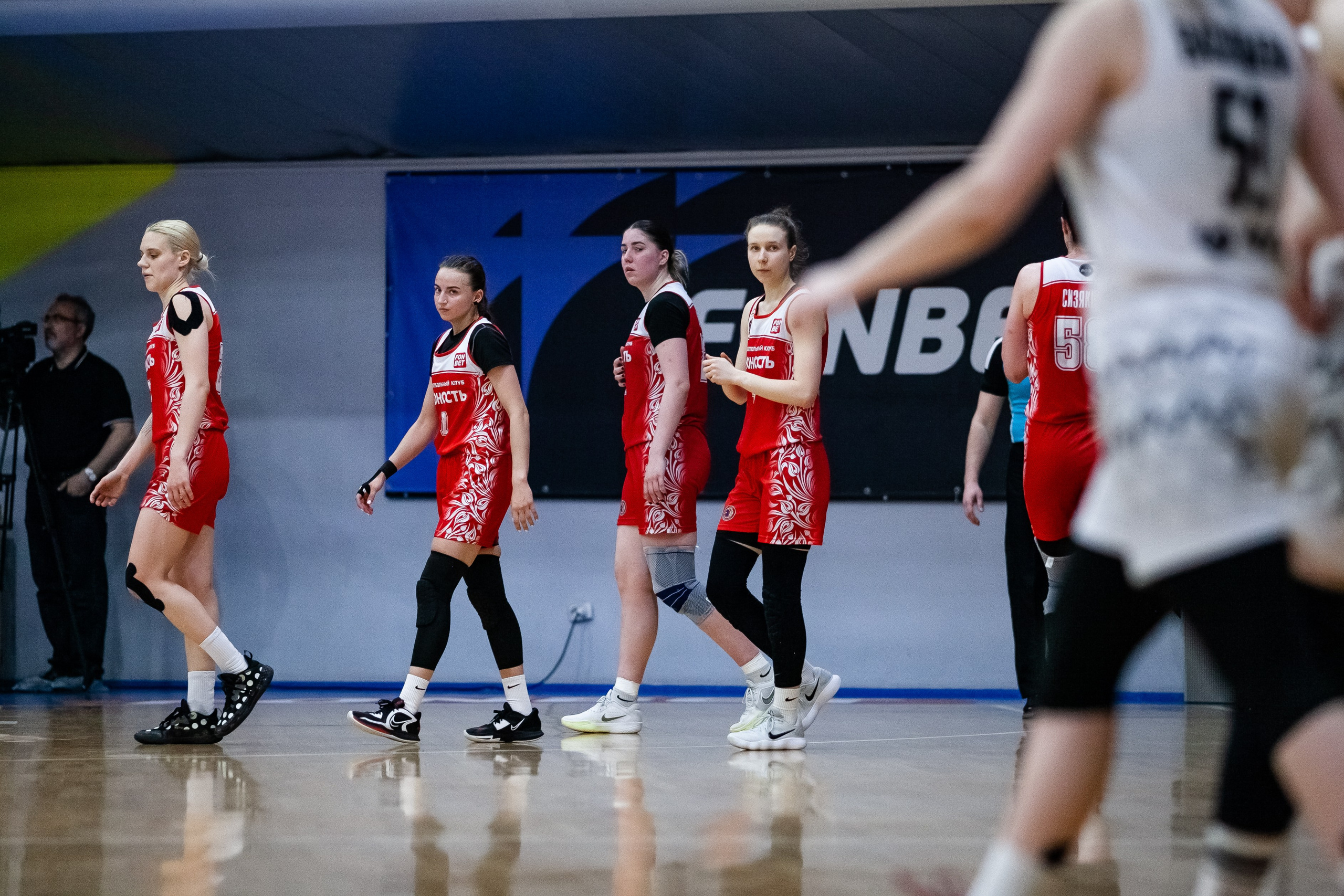 Славянка — Юность. Фотография