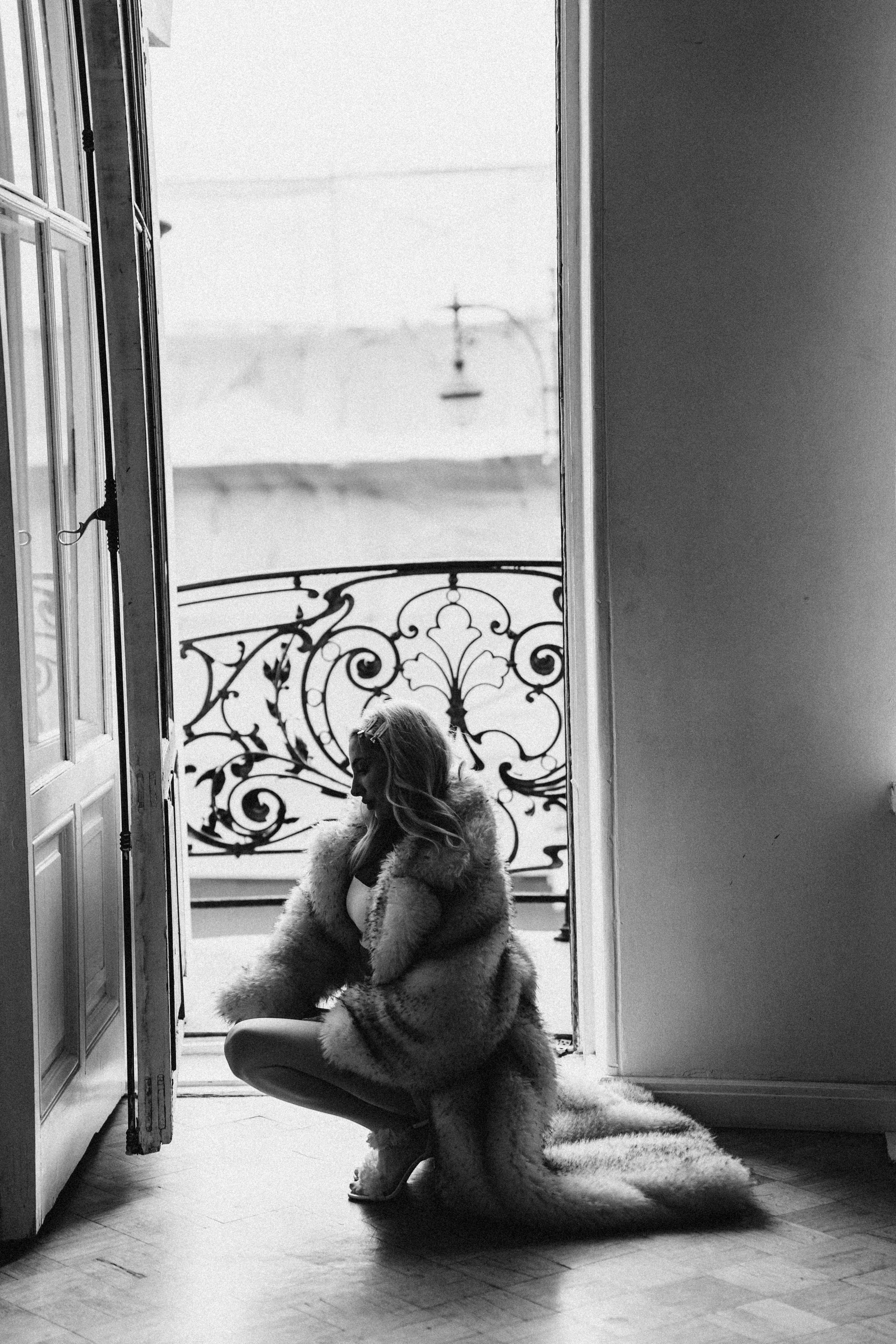 МИНИМАЛИЗМ В СТУДИИ НА ЧЕРНЫШЕВСКОЙ В СТУДИИ С БАЛКОНОМ. Профессиональный фотограф, Санкт-Петербург — Виктория Богомолова