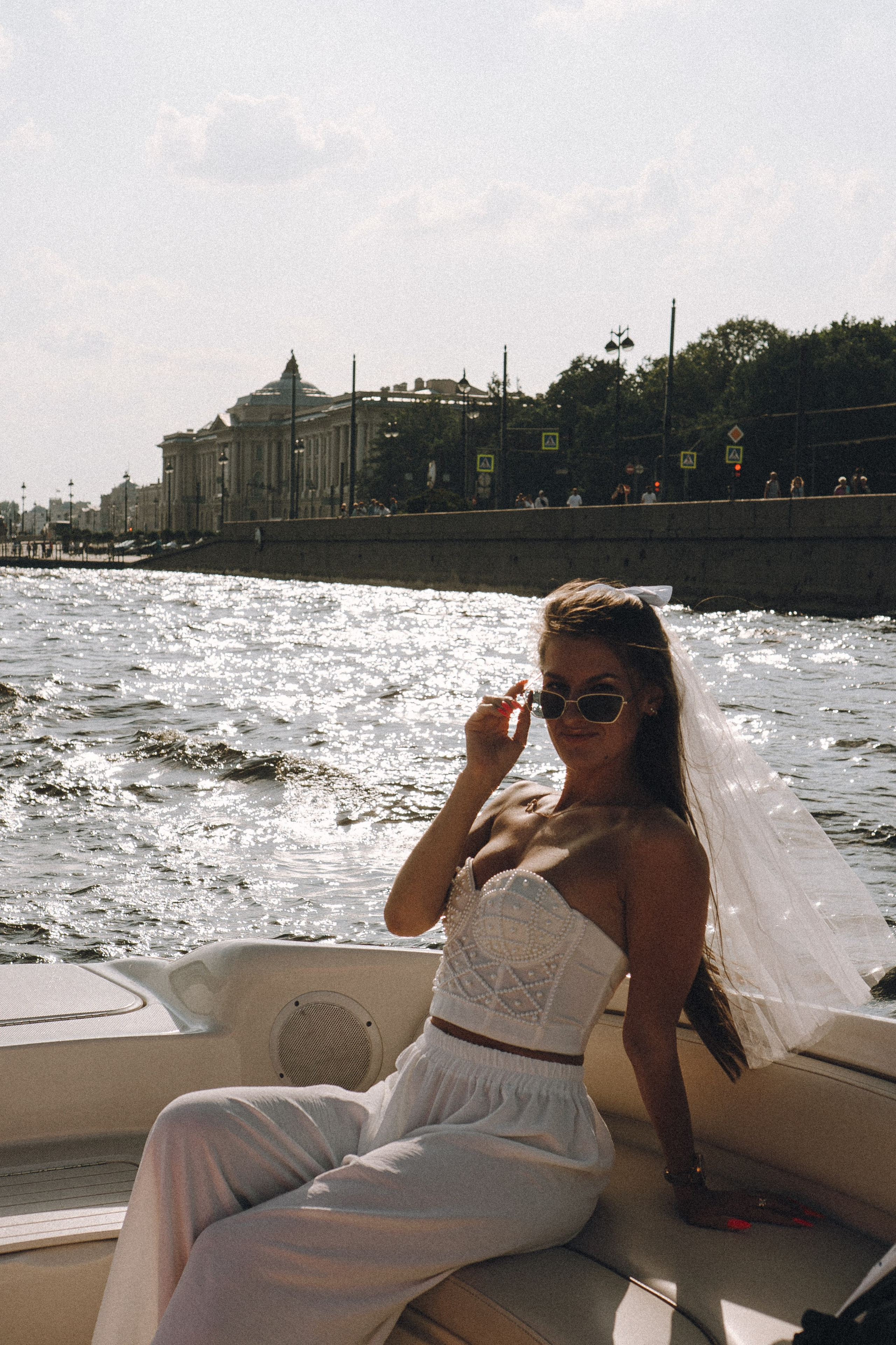 ДЕВИЧНИК НА КАТЕРЕ. Профессиональный фотограф, Санкт-Петербург — Виктория Богомолова