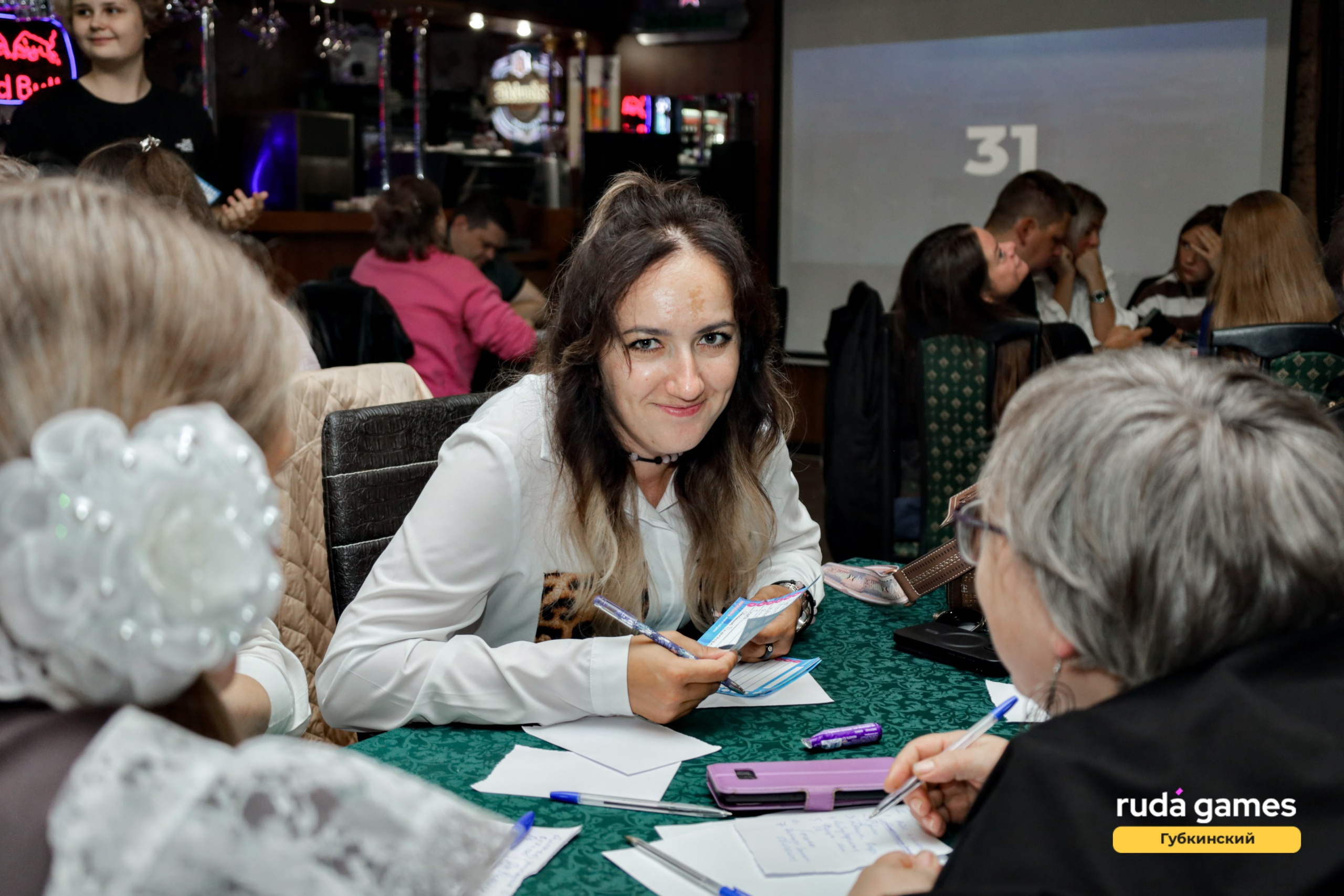 1 сентября. Фотограф в Губкинском | Александра Артамонова