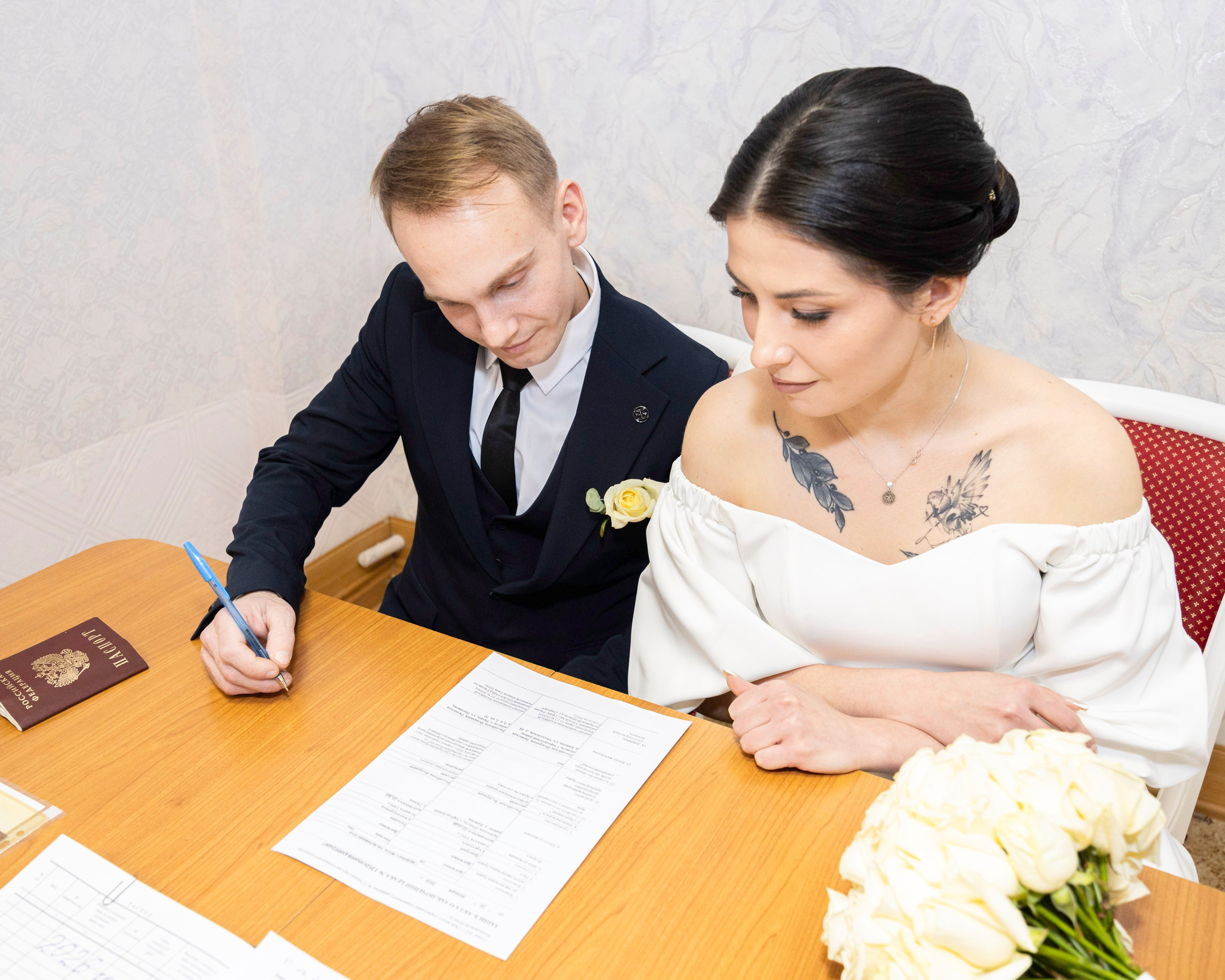 Свадьба, роспись в ЗАГСе, венчание, крещение, выписка из роддома — фотосъёмка. Визуальная упаковка брендов и проектов через фото и видеопроизводство