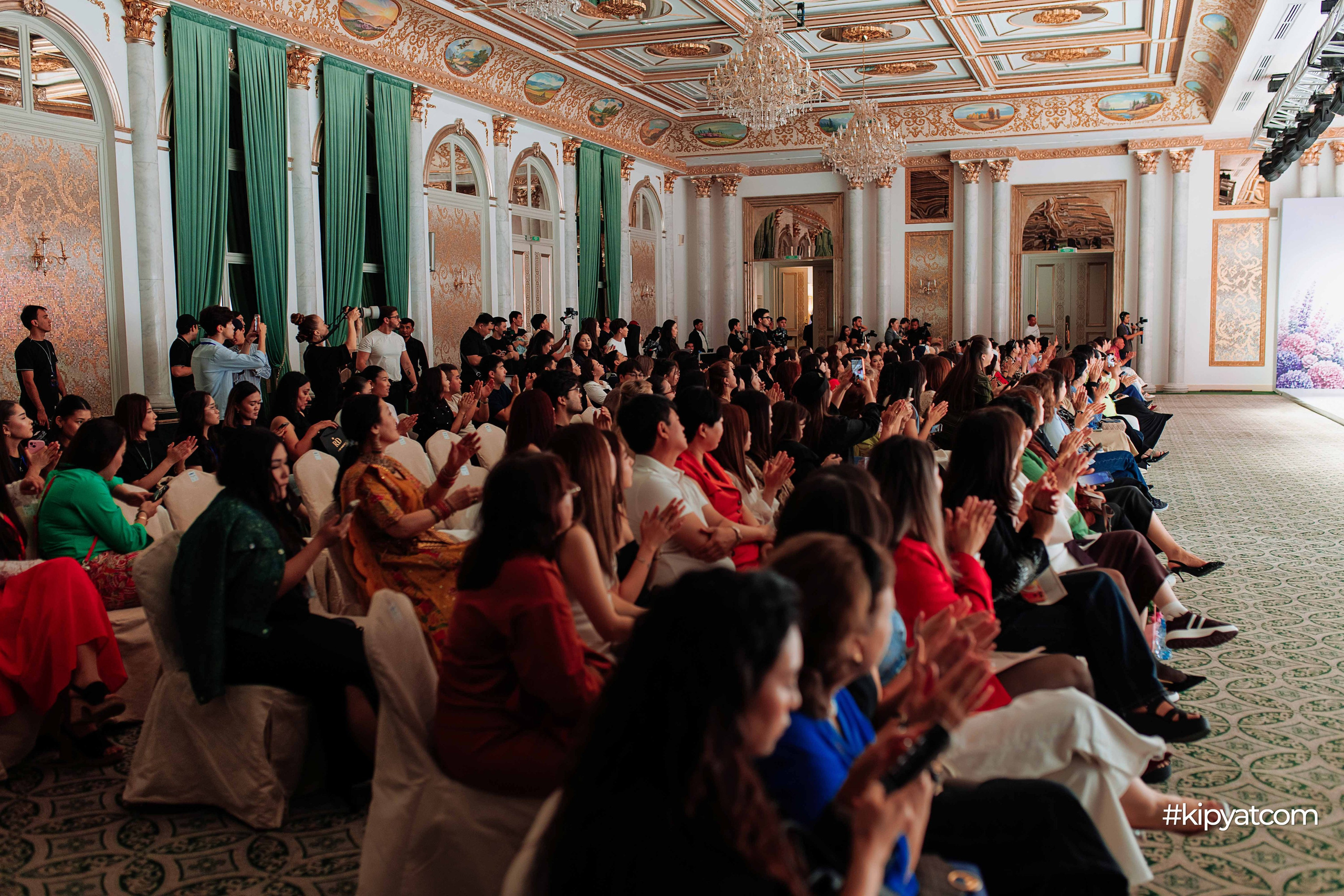 KAZAKHSTAN FASHION WEEK SHYMKENT «11 SEASON». Кипятком Шымкент
