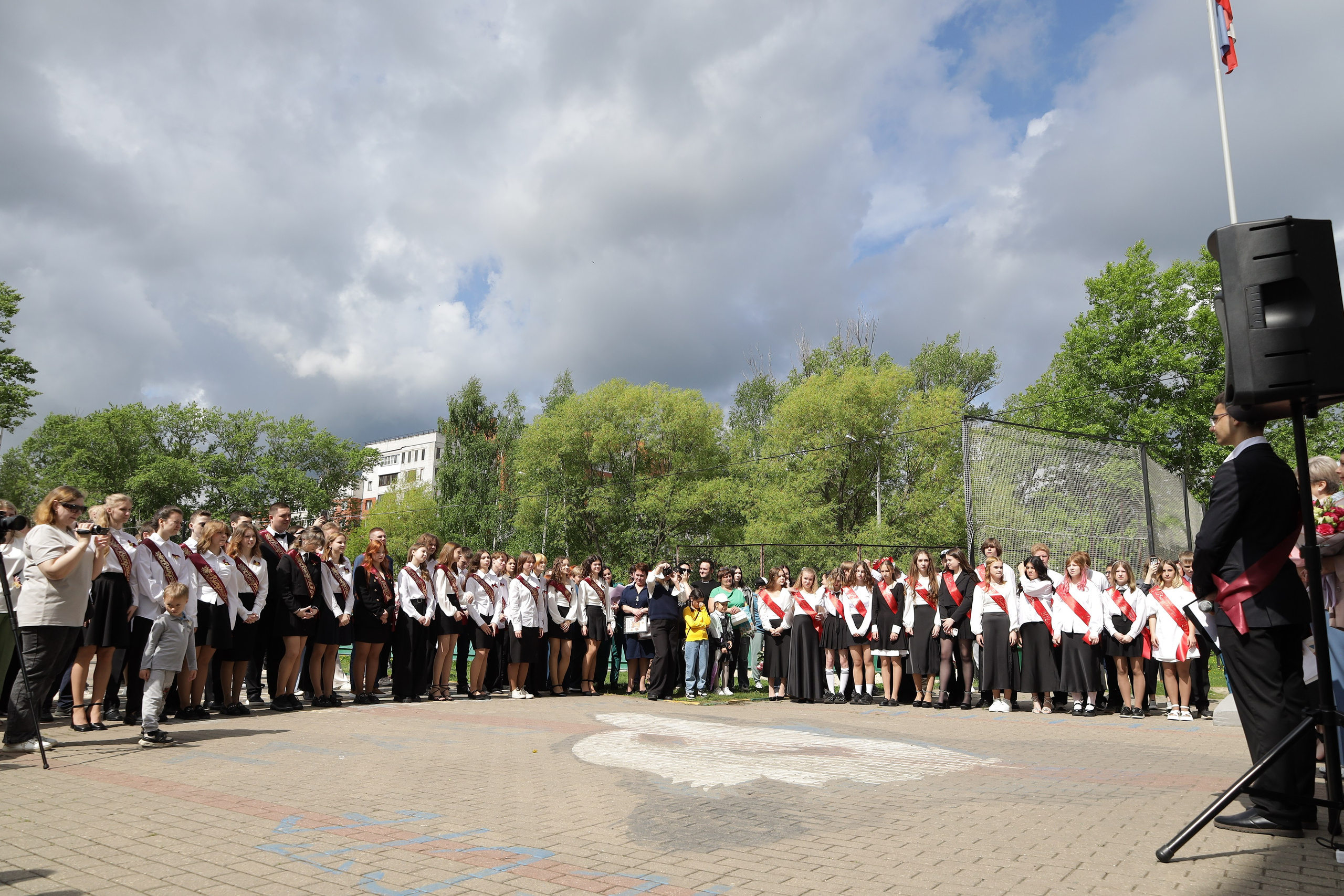 Последний звонок. Фотограф Надршина Лилия