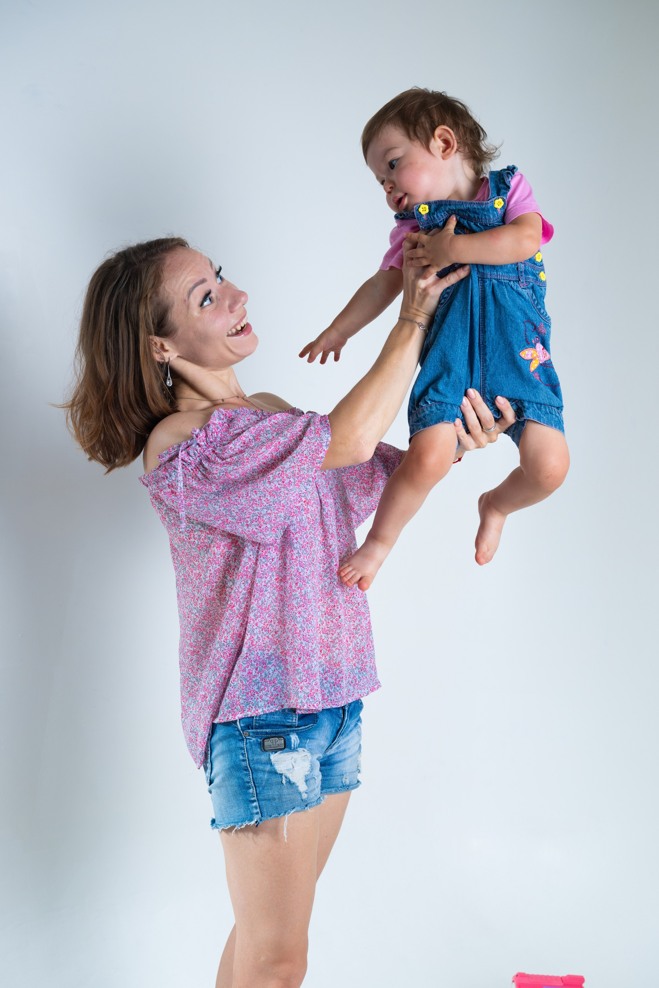 Семейные и детские фотосессии. Студийный и свадебный фотограф и видеограф в Севастополе — Юлия Макаренко