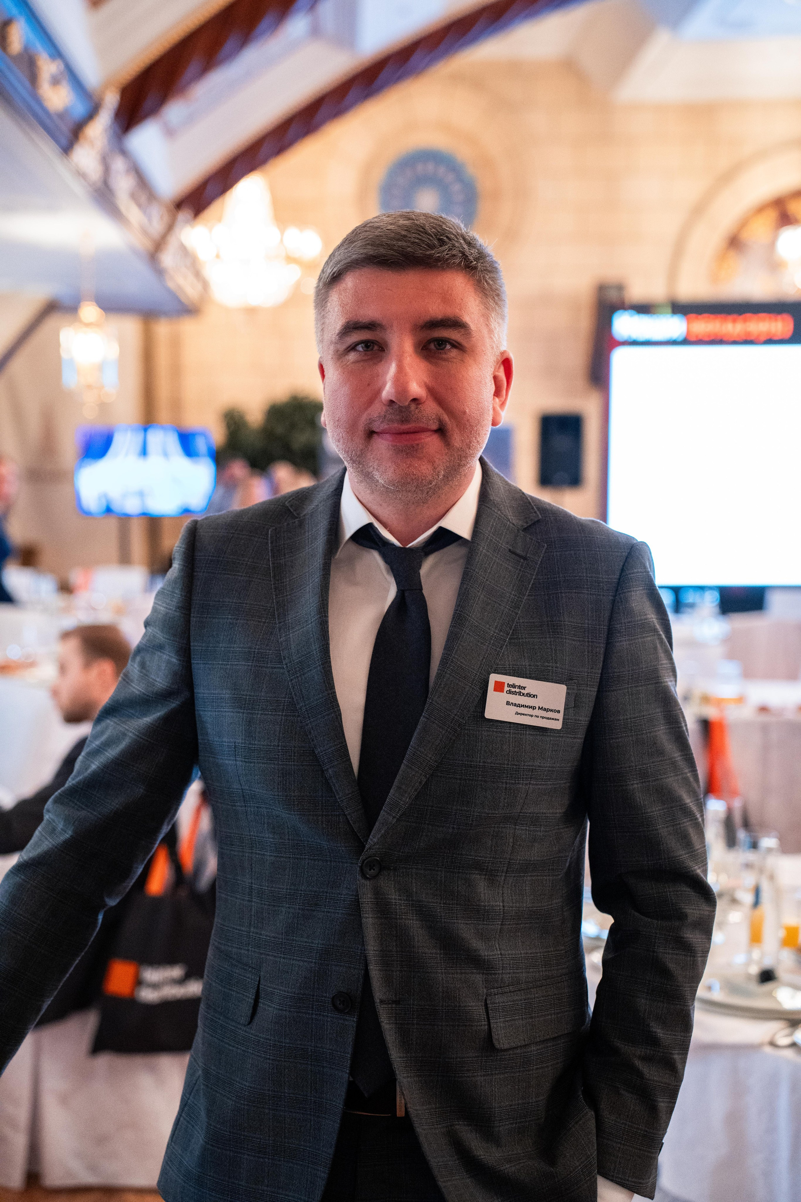 Telinter 15.04.2026. Коммерческий и художественный фотограф и видеограф в Москве Арсений Тургенев