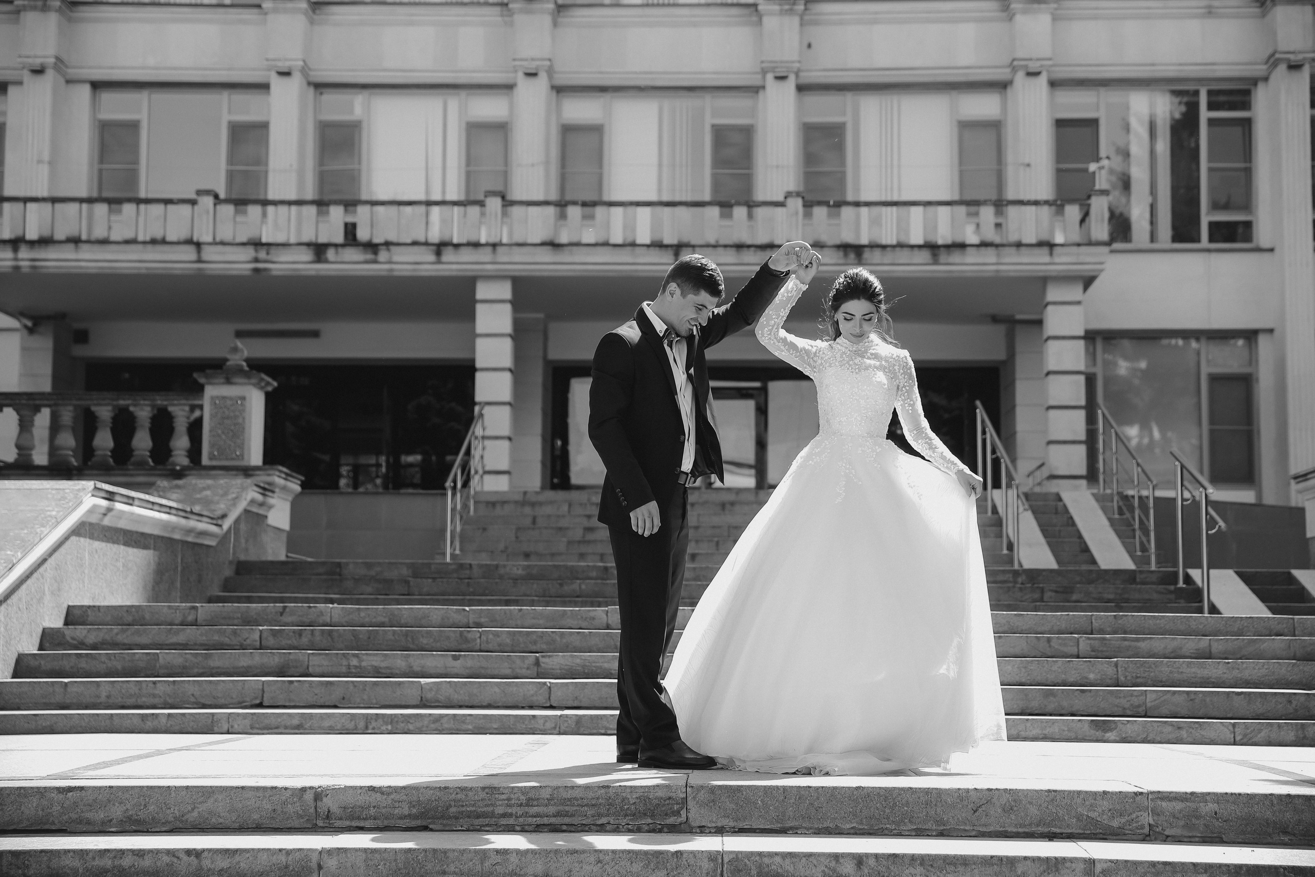 Гаджи и Зара. Omar Shapiev