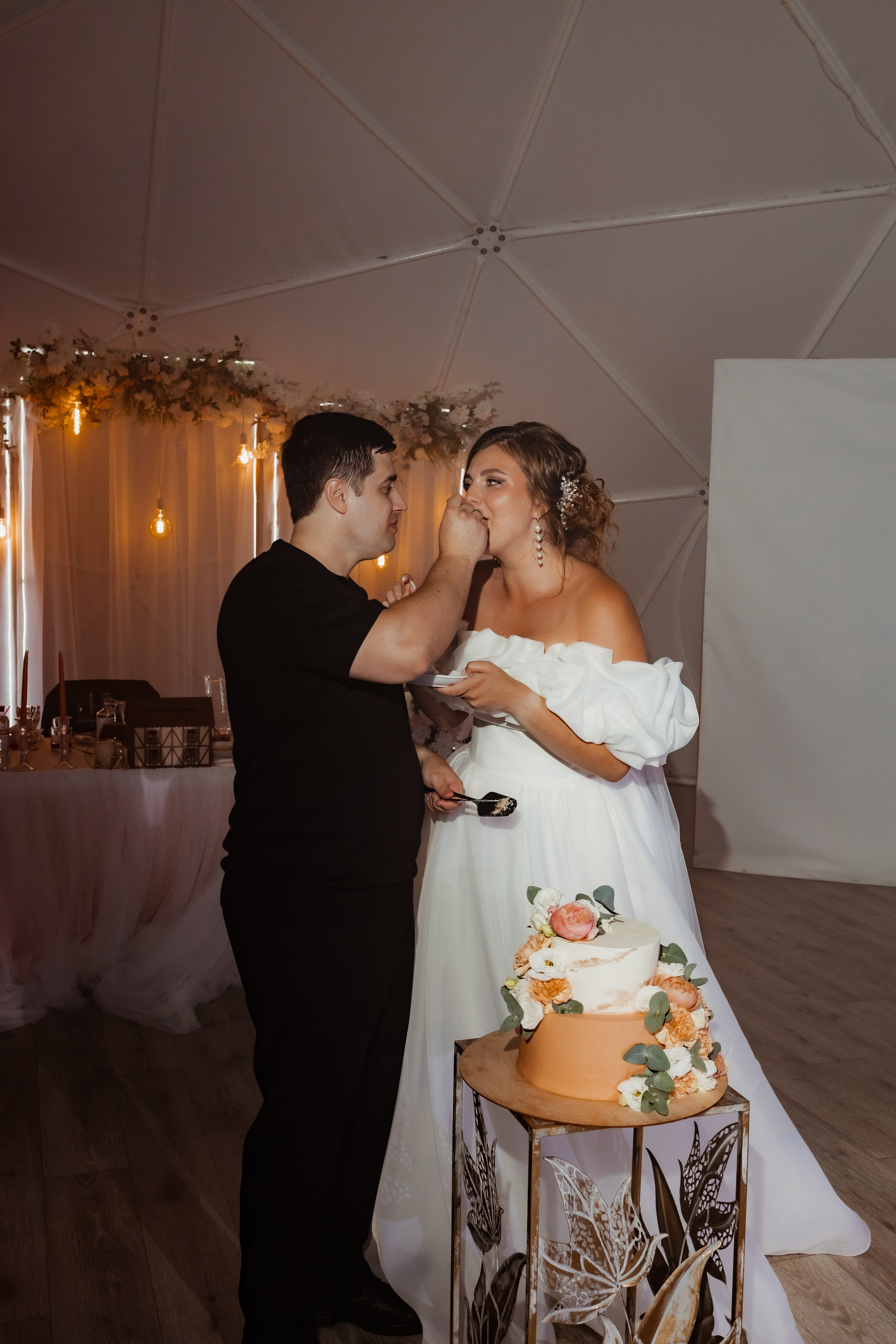 Ваня & Галя (с банкетом). ФОТОГРАФ Маргарита Сивакова | Ярославль Кострома Москва