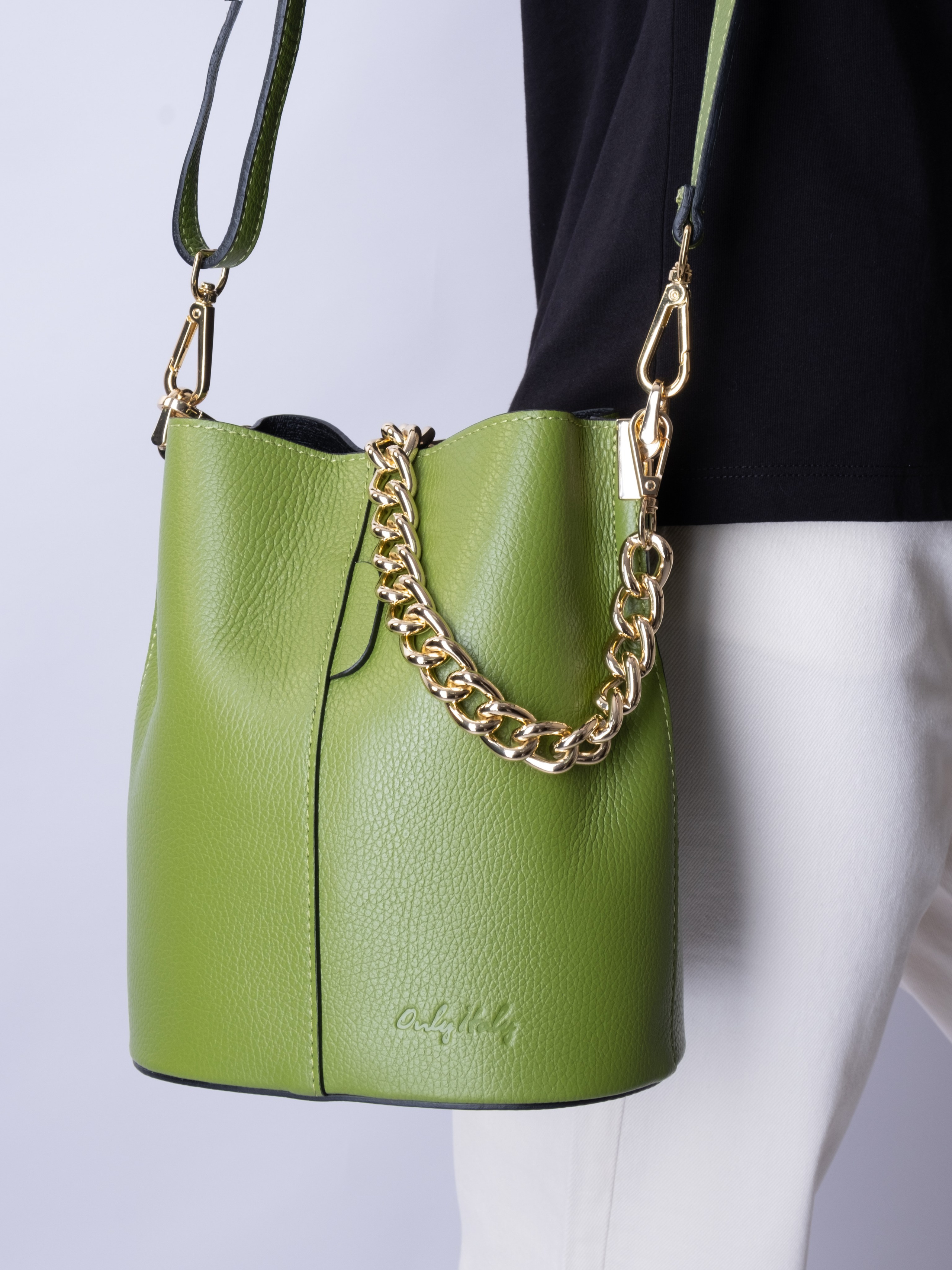 Предметная съёмка сумок для маркетплейсов. Предметный фотограф в Симферополе Антон Катунин