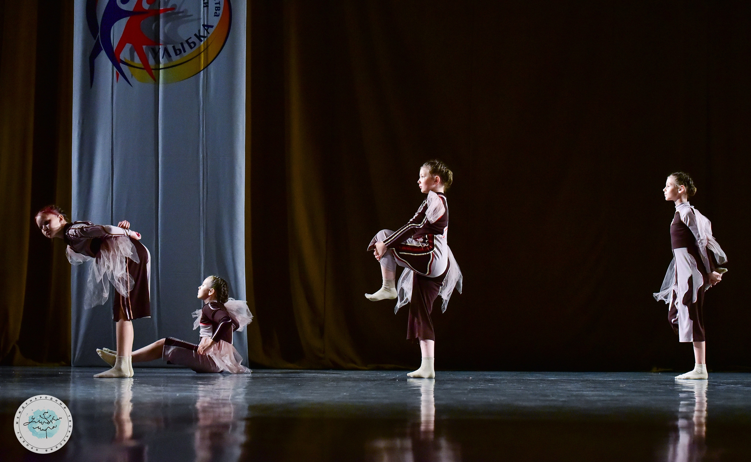 04.07.2024 Финал Международного творческого проекта «Улыбки Мира» г. СПБ. Медиастудия Фото Концепт