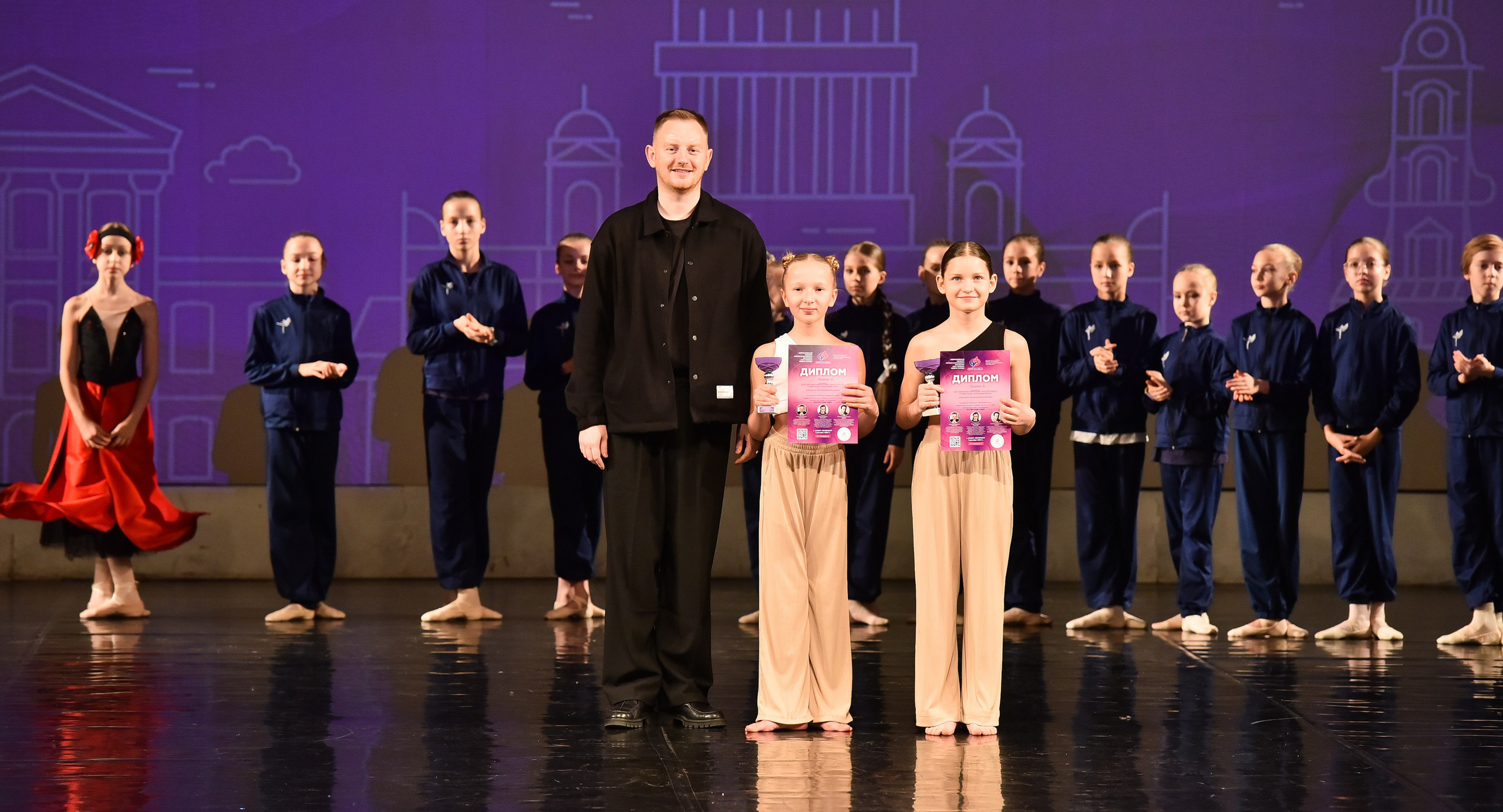 01.12.2024 Фестиваль хореографического искусства «АРТ-КОМПАС. СЕВЕРО-ЗАПАД» г. Спб. Медиастудия Фото Концепт