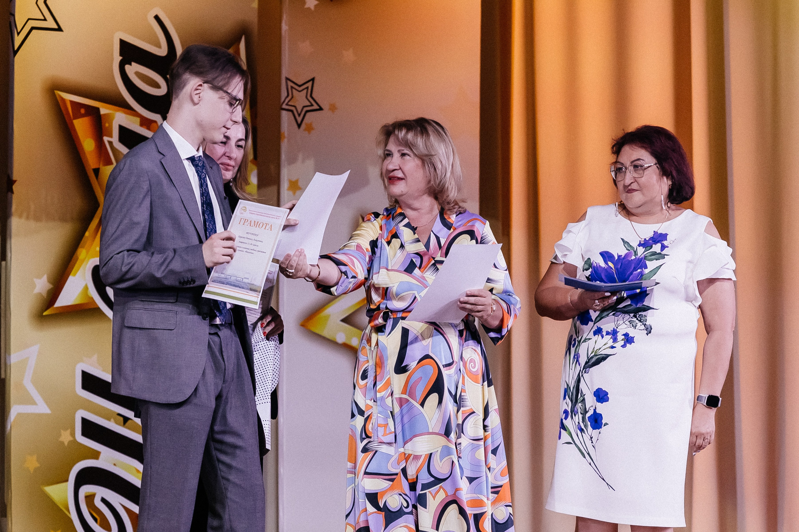 Выпускной 2025. Фотограф Кемерово | Сергей