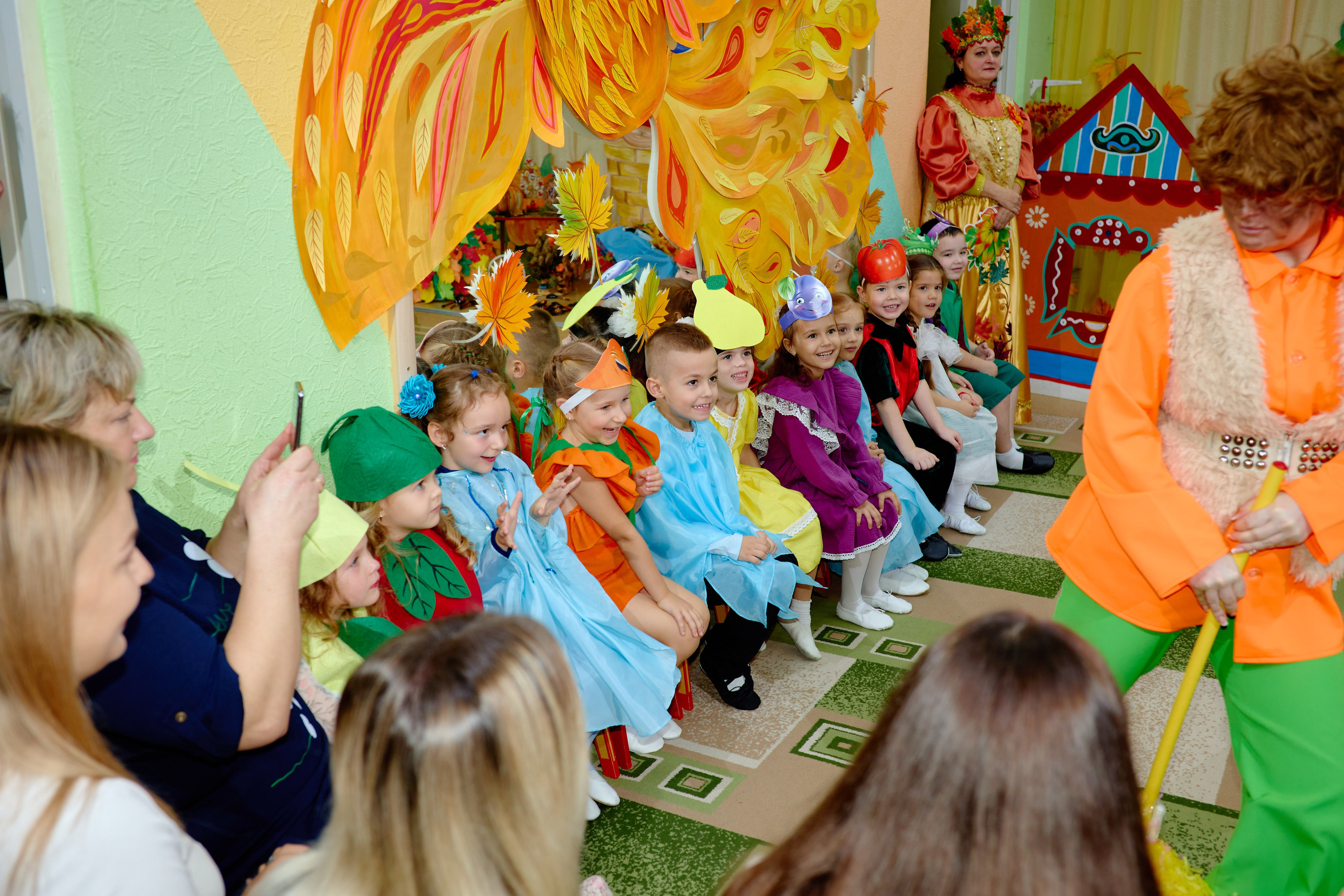 Осенние сьемки в детском саду таганрог. Фотограф Выпускные альбомы Таганрог Сергей Коробченко