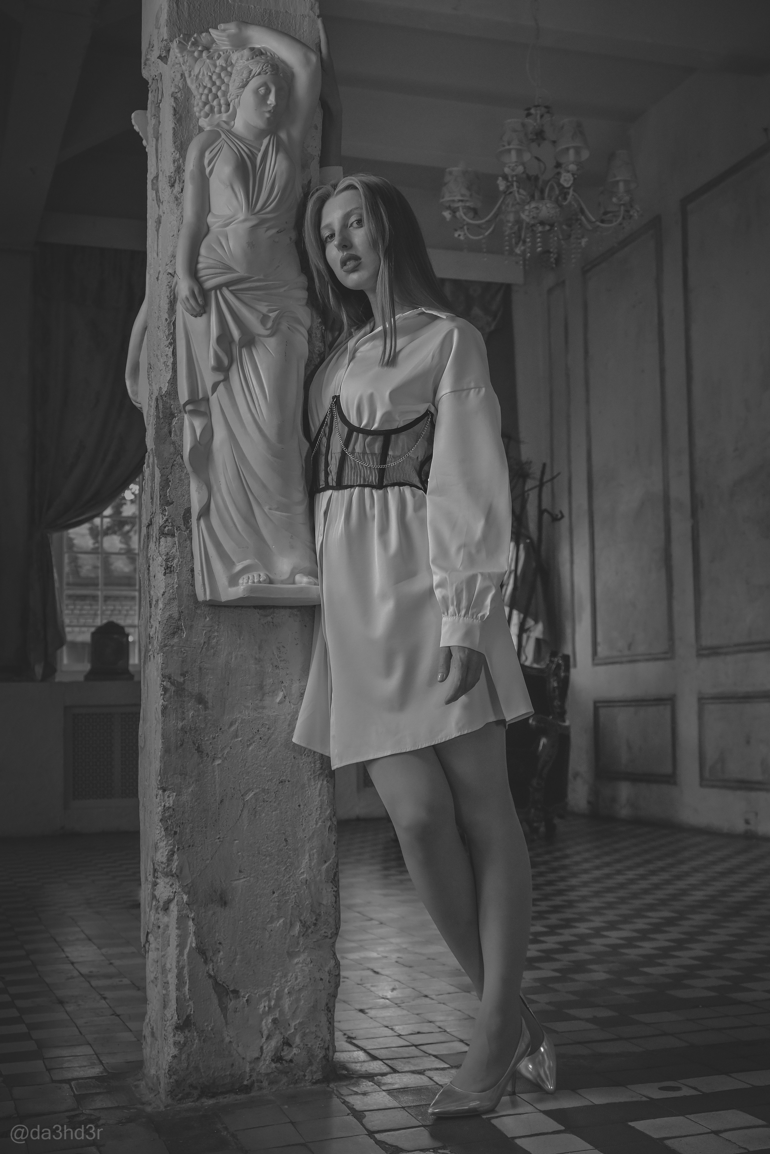 Студийный женский портрет в Москве. Портретный фотограф в Москве Владислав Каданцев