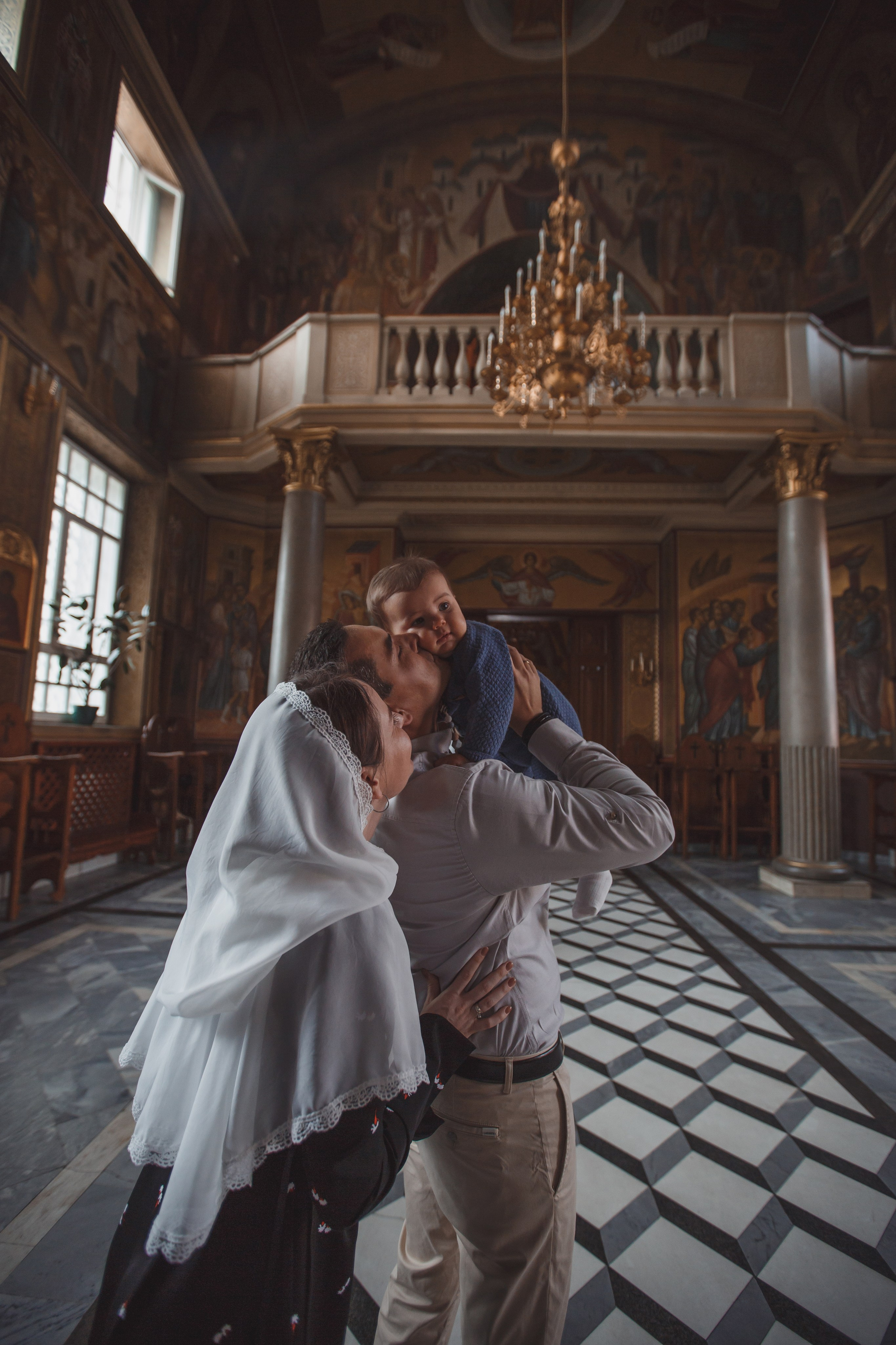 Фотосъёмка таинства крещения в Белгороде. Свадебный и контент фотограф в Белгороде Ярослав Гаврилейченко