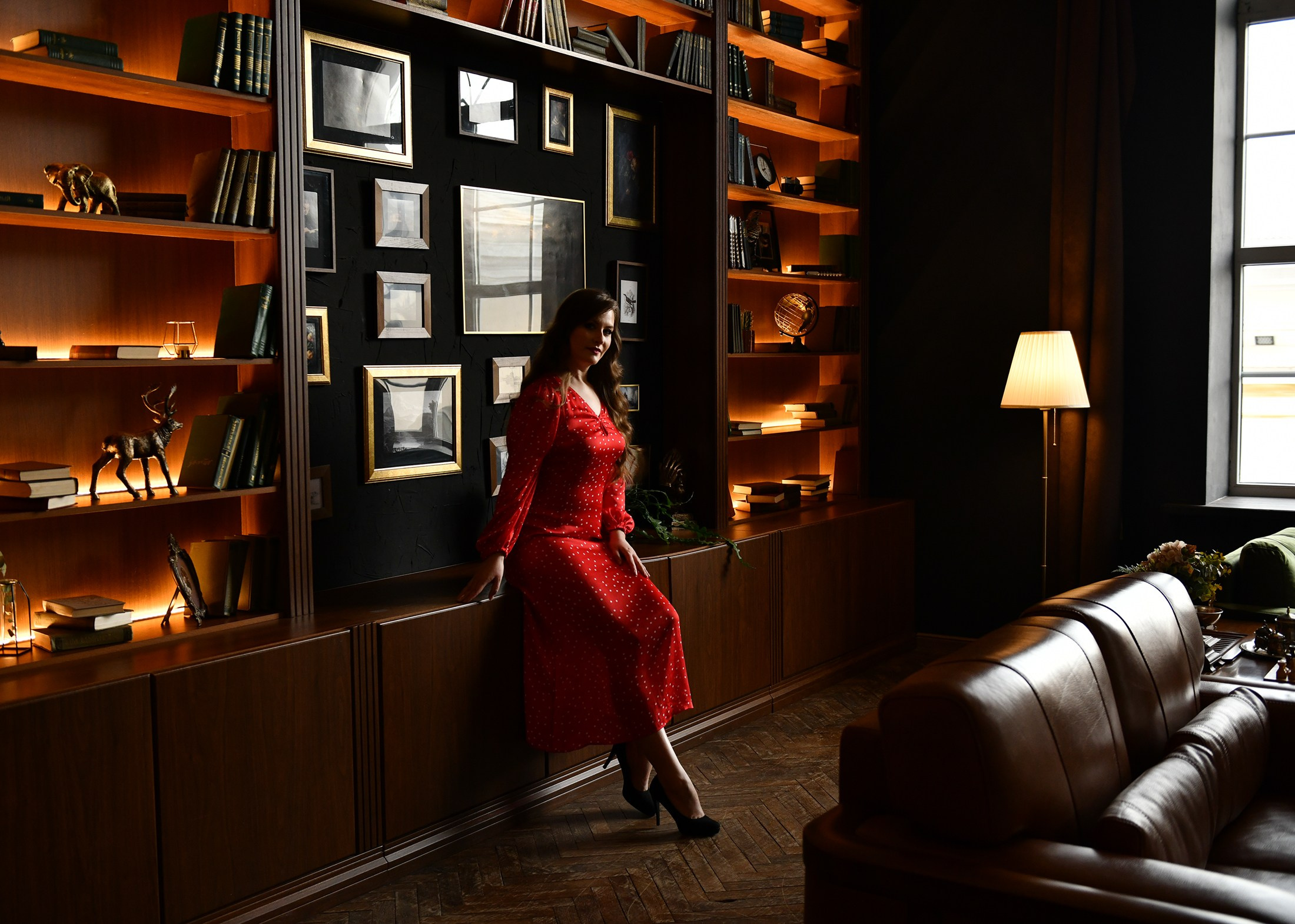 Наталья. Зал Библиотека, фотостудия История. Портретный и контент фотограф в Воронеже Елена Николайчик