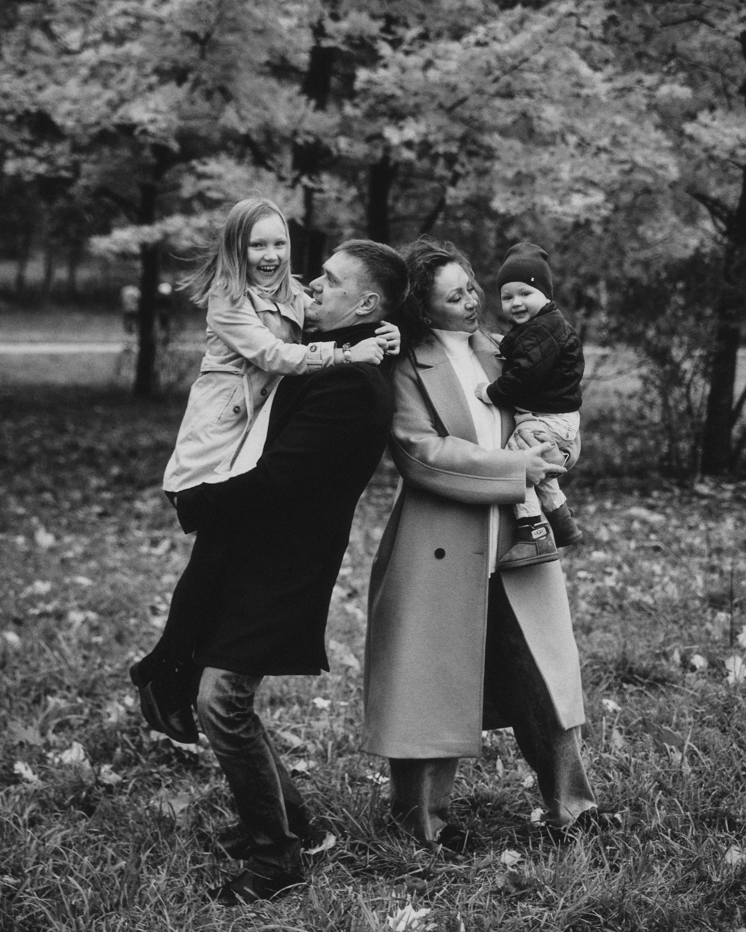 Денис, Юля, София и Миша. Портретный фотограф в Москве Ольга Крылова