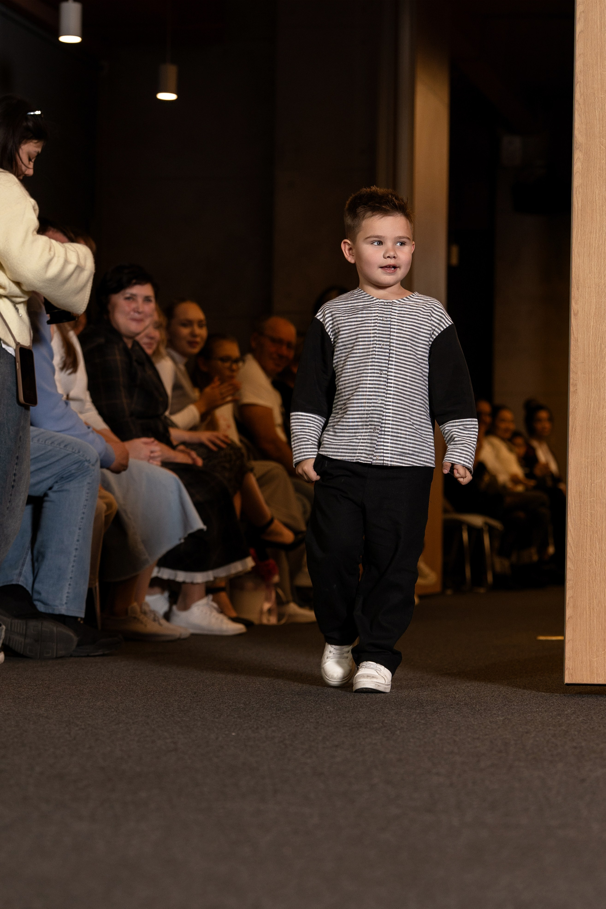 Brand Mila_R. Сайт Алматинского НЮ АРТ, будуар и фэшн фотографа Дениса Карпенко