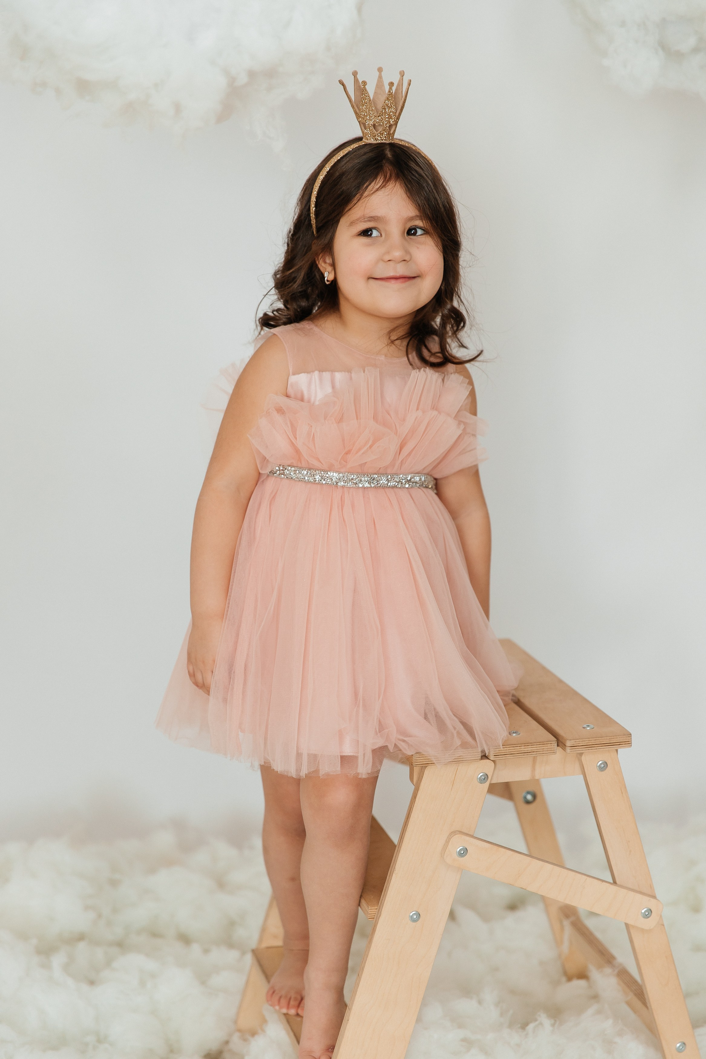 Маюша и Милаша в облаках. Воронистая Анастасия. Фотограф Якутия, Томпонский район