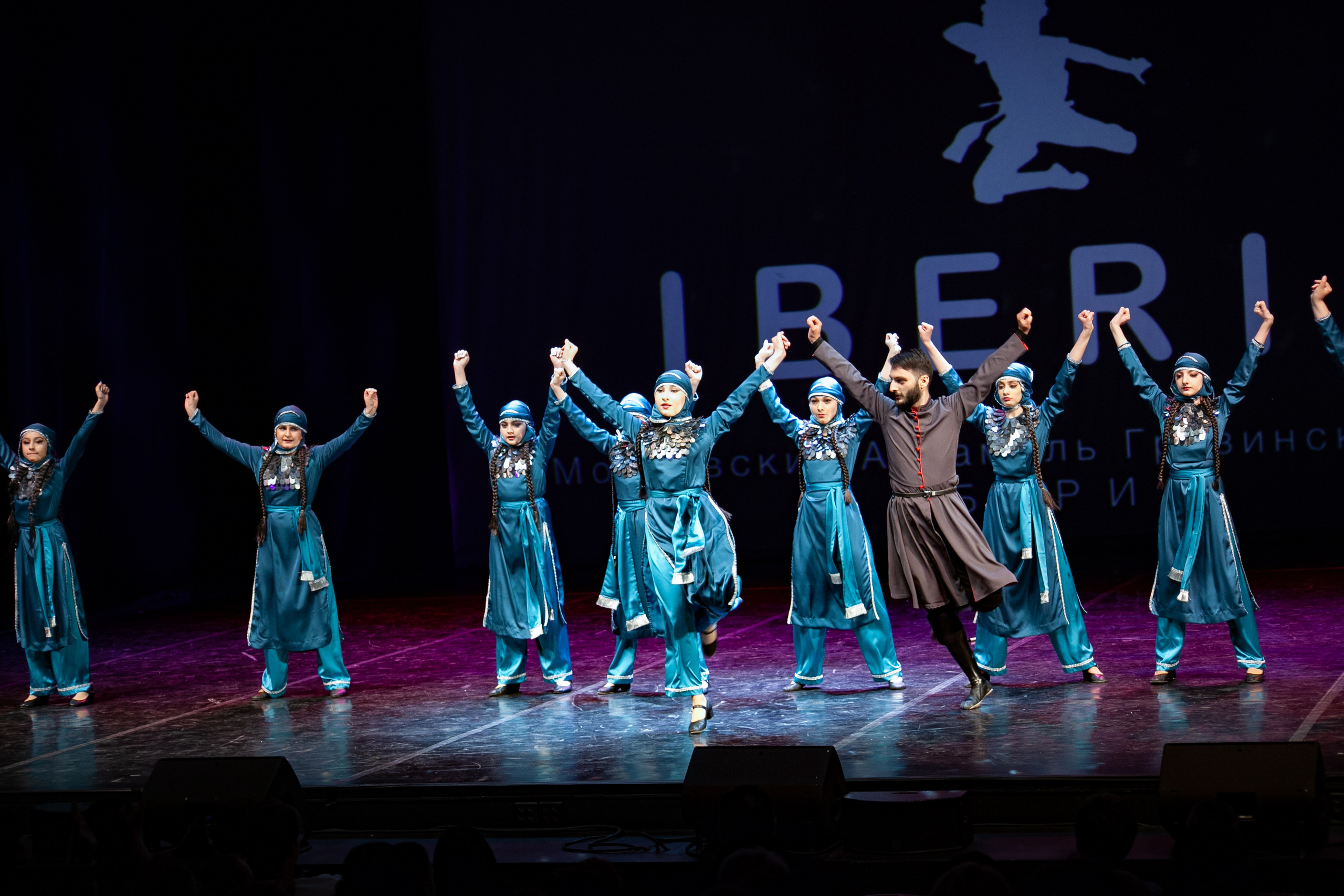 Концерт, грузинские танцы. Art photographer Nino