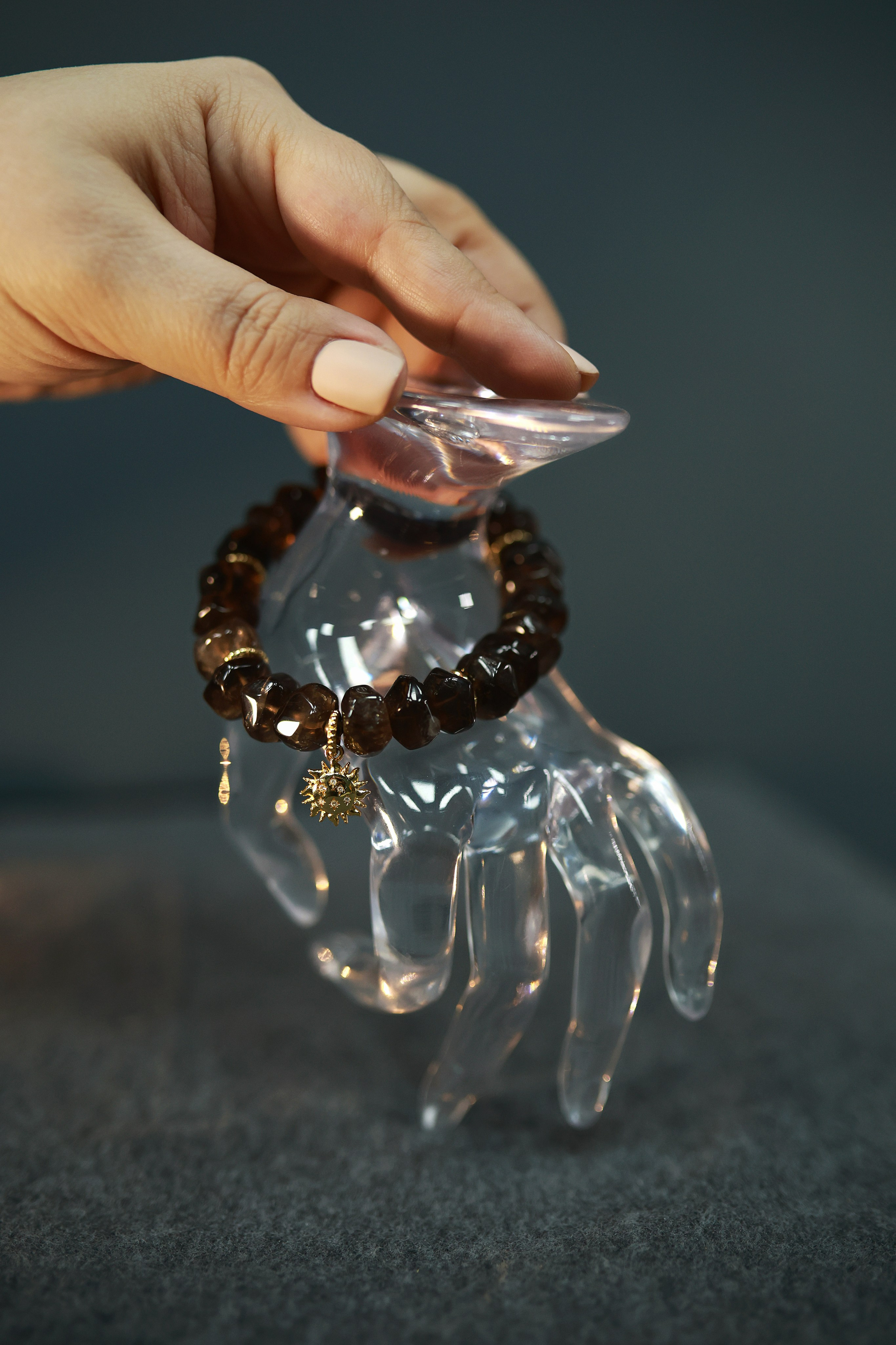 Контент для магазина украшений. Фотограф в Москве. Женские фотосессии, love-story, контент