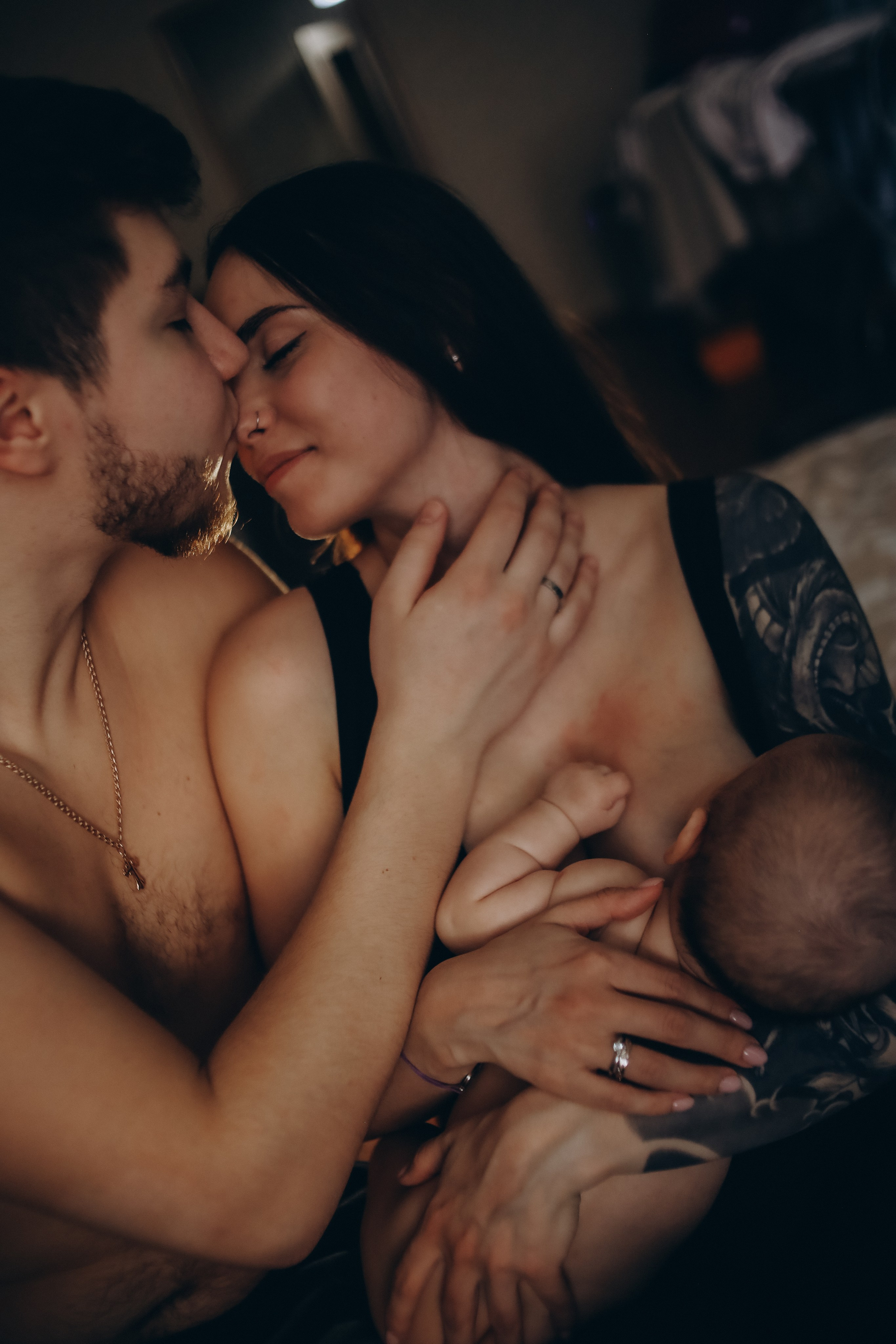 Мама, папа, я и 2 хвоста. Фотограф Новый Уренгой I Ньюборн I Фотограф материнства I ЯНАО