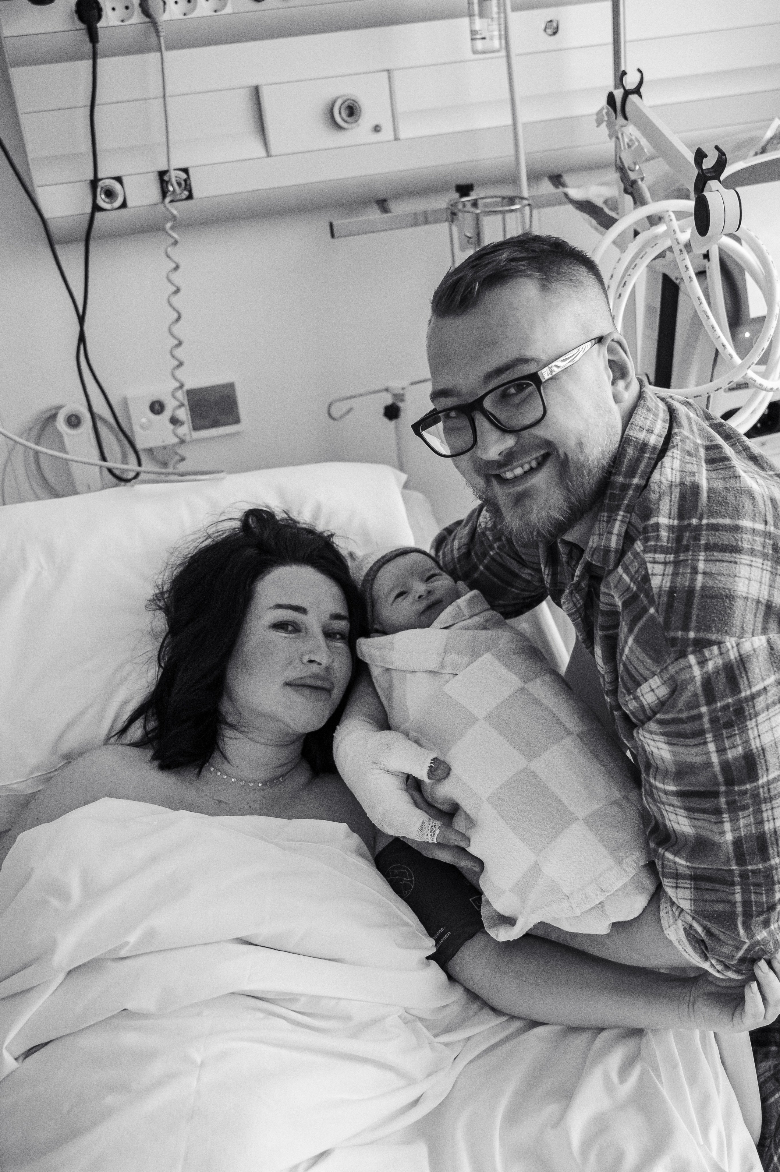 Алина родилась. Фотограф на роды СПБ Юлия Герасимова