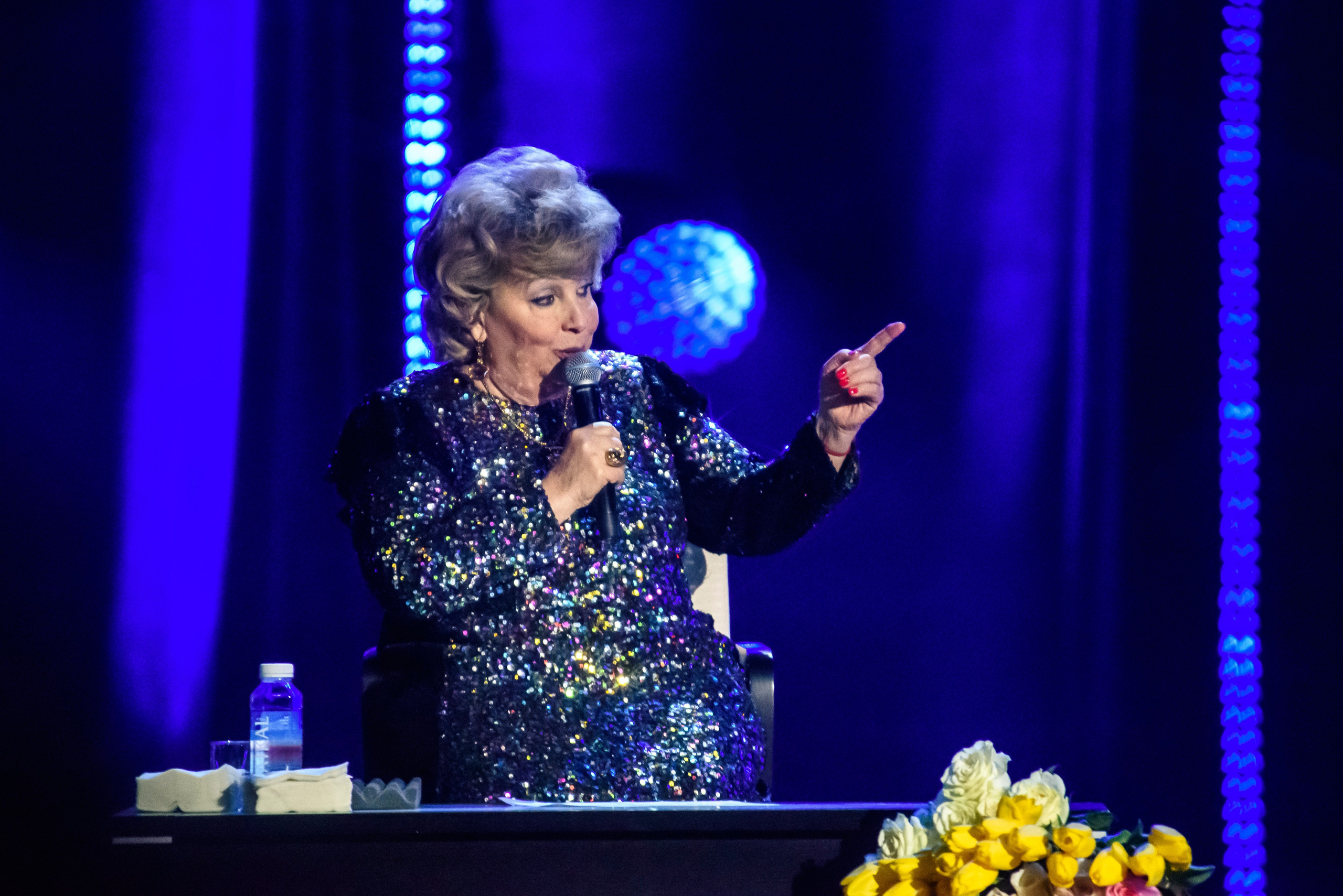 Лариса Рубальская «40 лет с песней по жизни» — Крокус Сити Холл. Бренд-фотограф для экспертов и блогеров в Москве Влада Горбовская