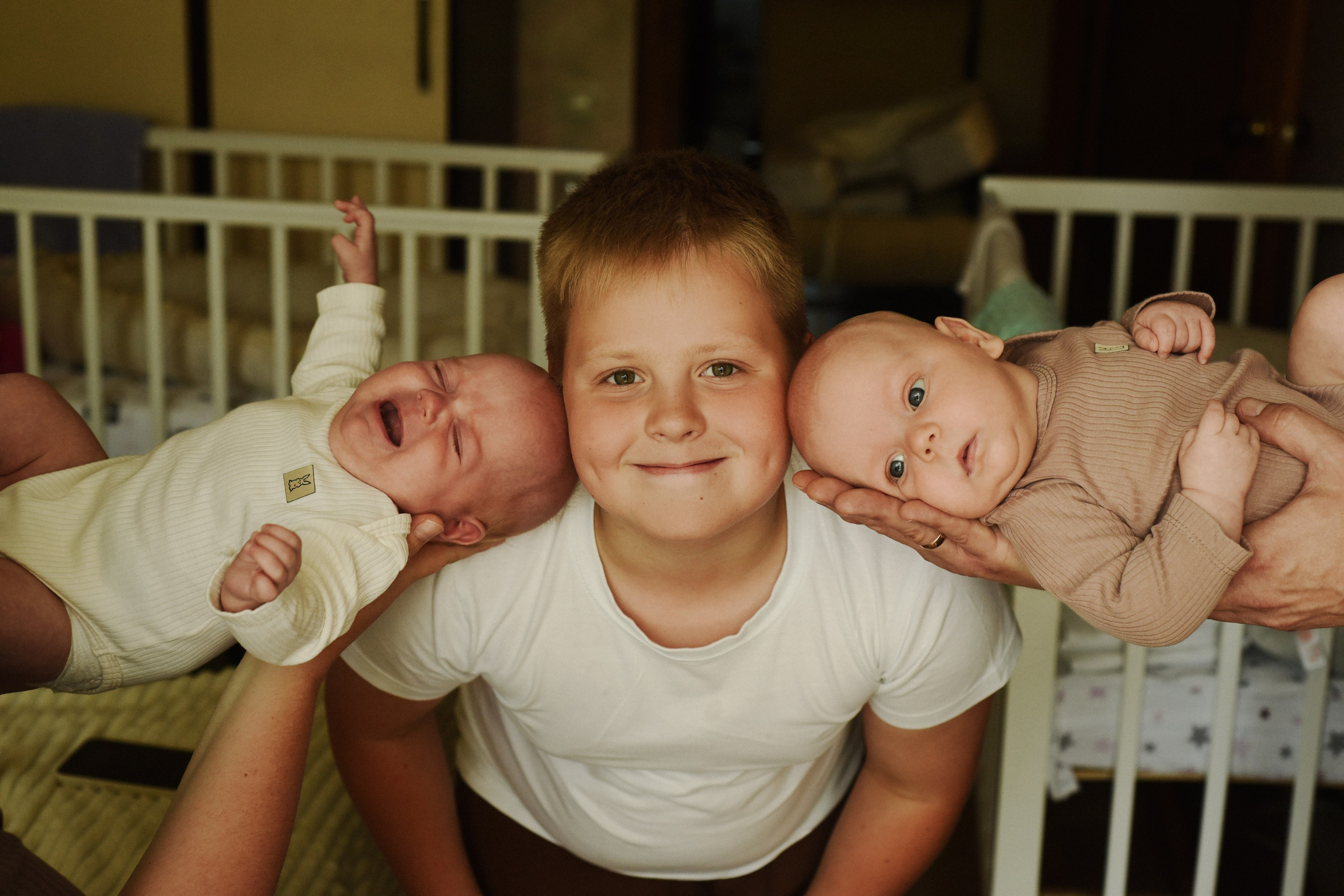 Уютные съемки для малышей у Вас дома. Семейный, детский фотограф, домашняясъемка в г. Оренбурге