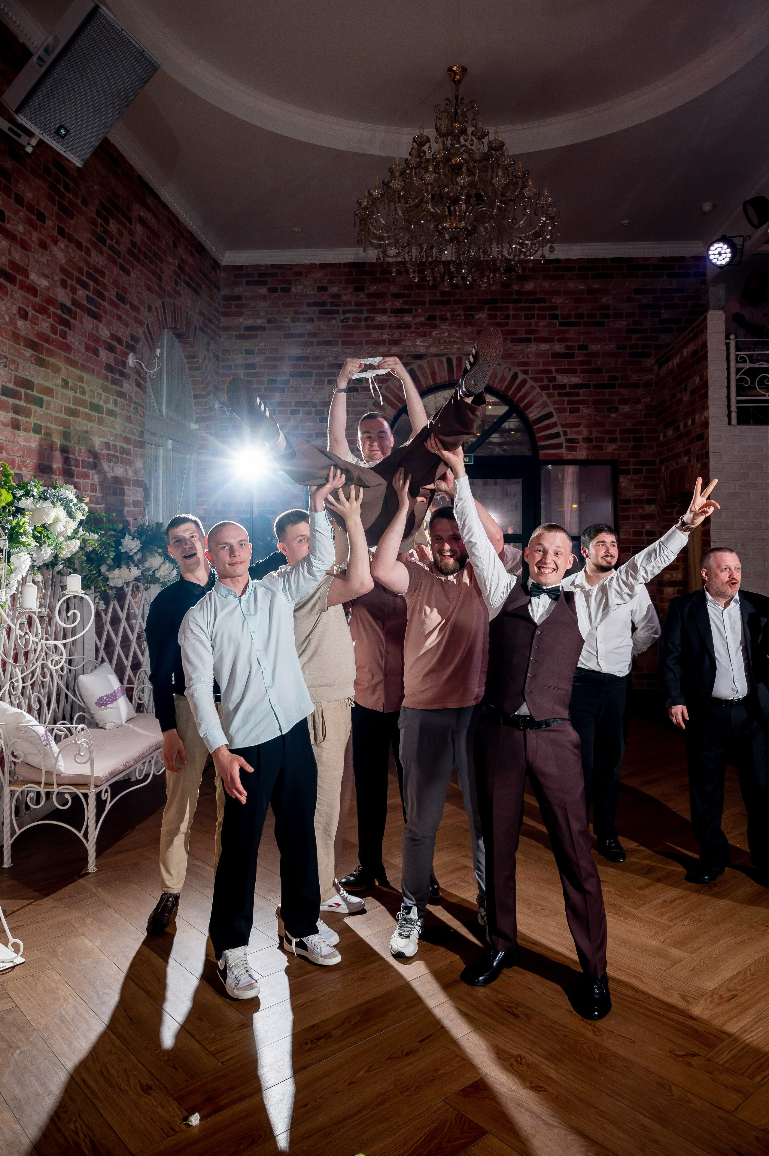 Елизавета и Максим (фотосессия у Дворца Штиглица, набережная Мойки и у Законодательного собрания). Портретный, семейный и свадебный фотограф в Санкт-Петербурге и в Пушкине Ширяев Денис