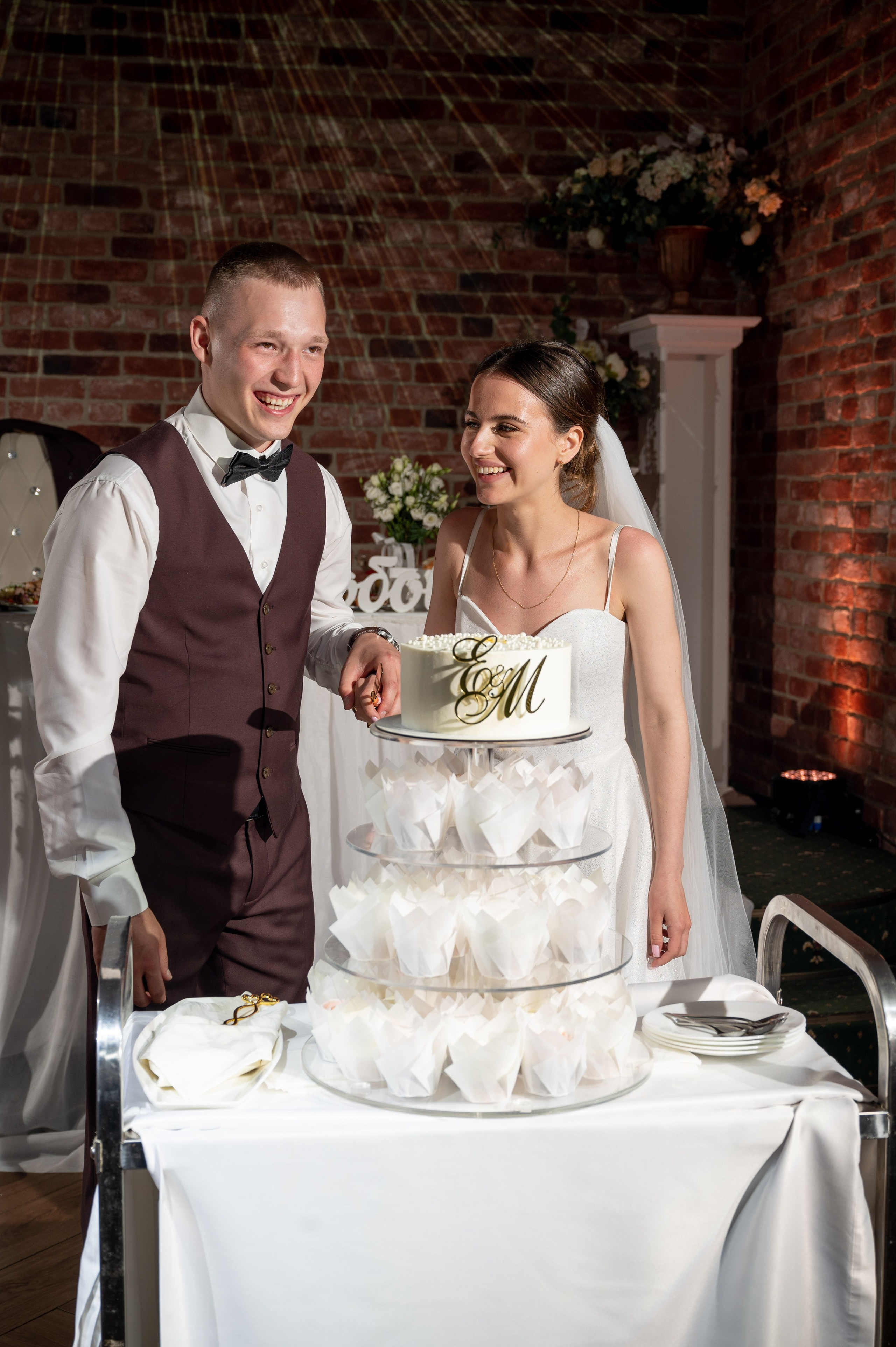 Елизавета и Максим (фотосессия у Дворца Штиглица, набережная Мойки и у Законодательного собрания). Портретный, семейный и свадебный фотограф в Санкт-Петербурге и в Пушкине Ширяев Денис