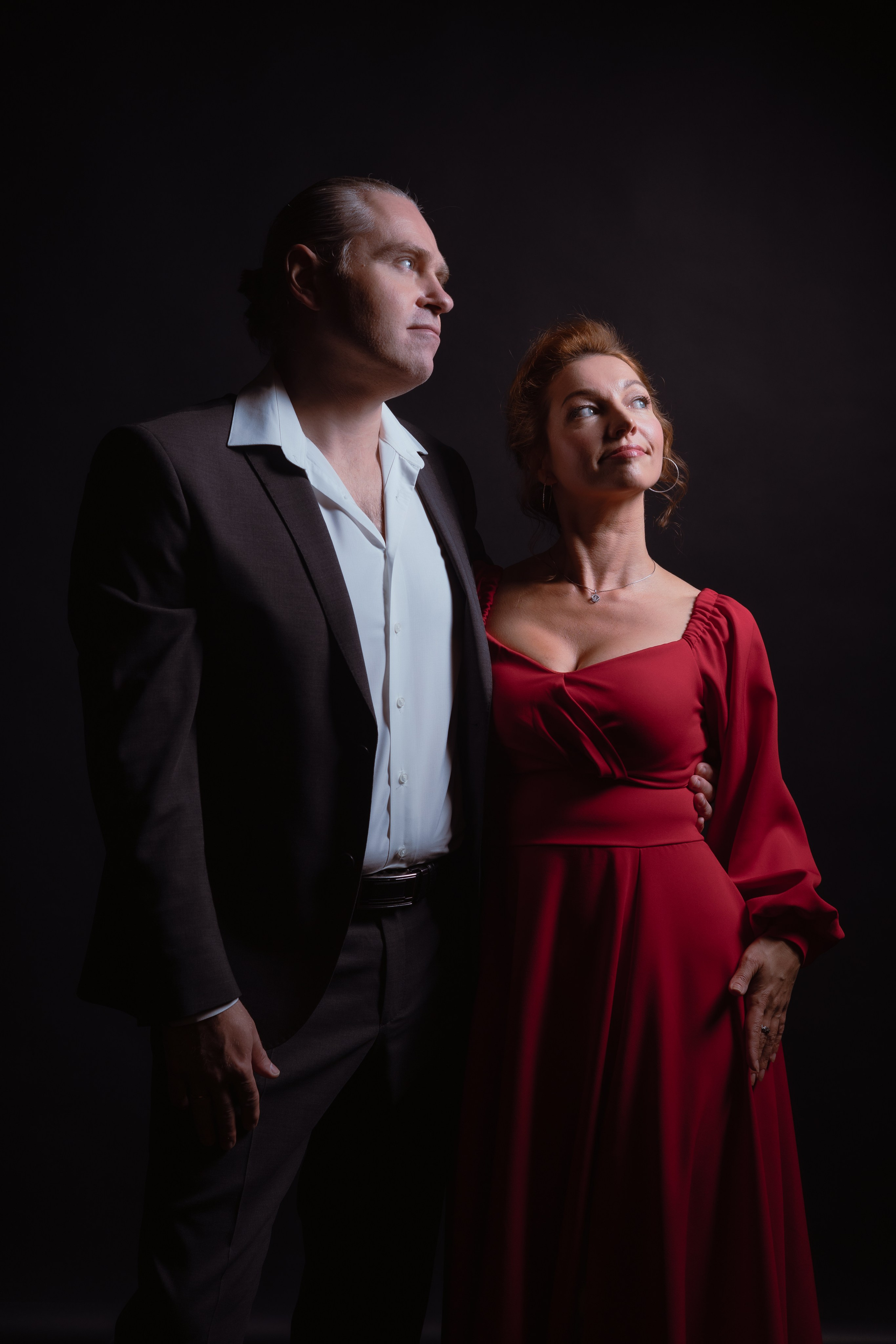 Николай и Евгения. Фотограф Julia Milton | Портреты, съемки для маркетплейсов, лавстори, съёмка беременности в Санкт-Петербурге. Обучение фотографии в Спб очно