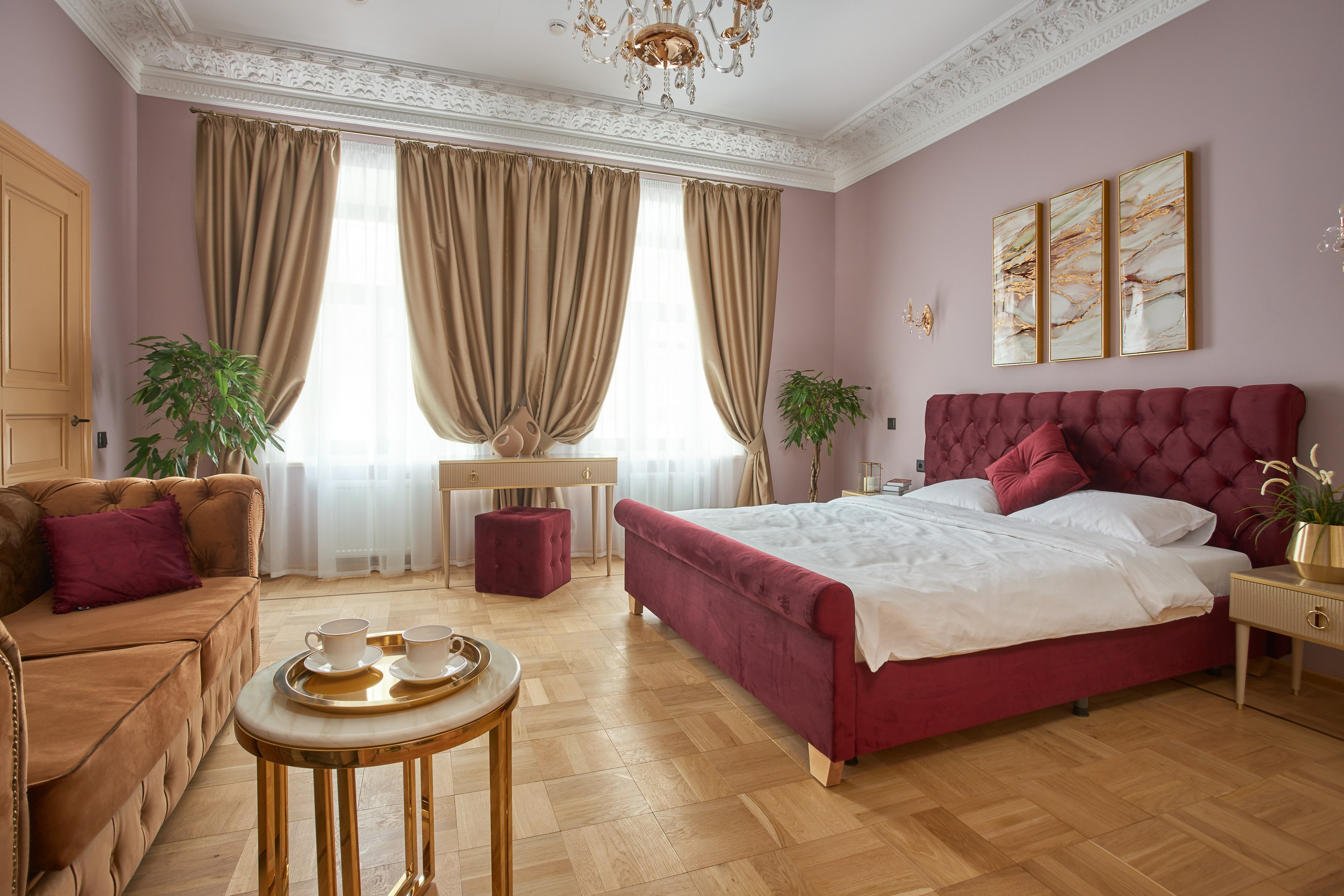 Classic design bedroom interior - photographer Andrey Dunin