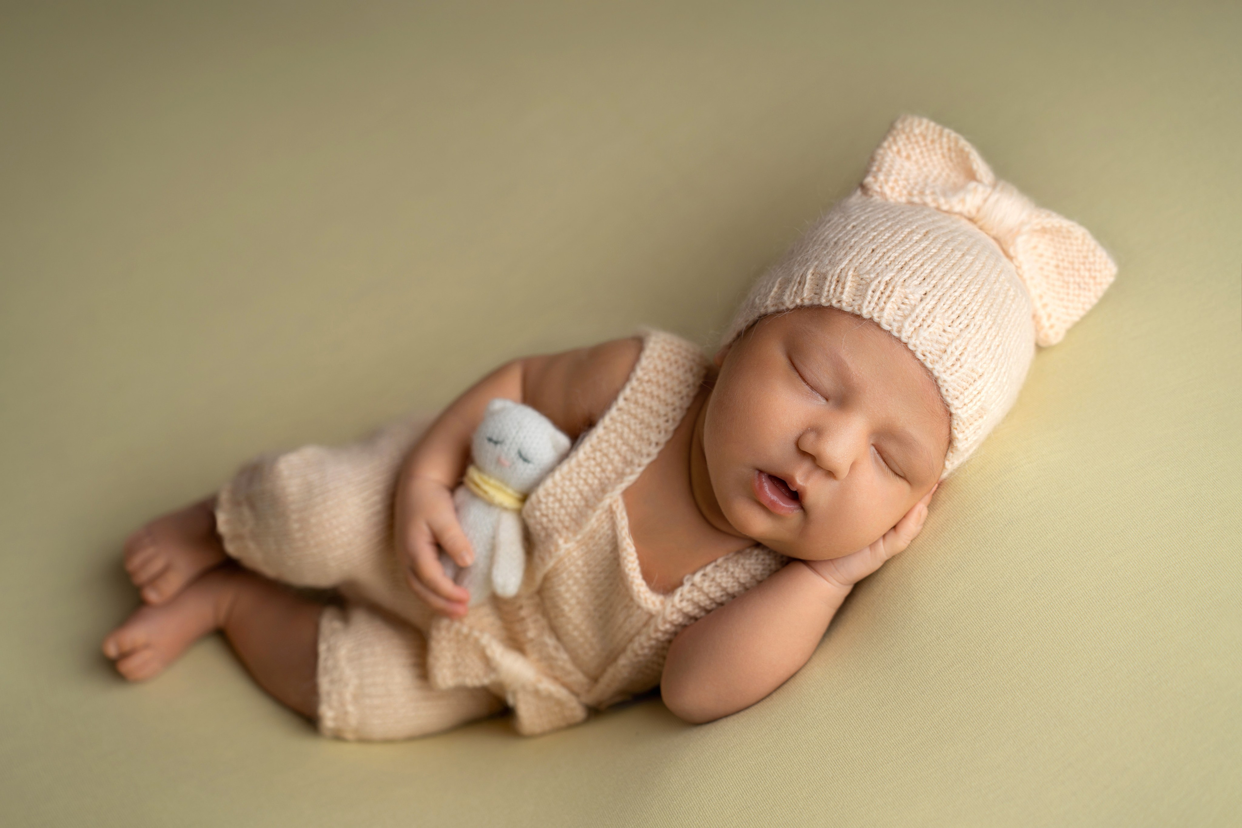 Ньюборн. Фотограф новорожденных Оренбург и свадебный фотограф Оренбург