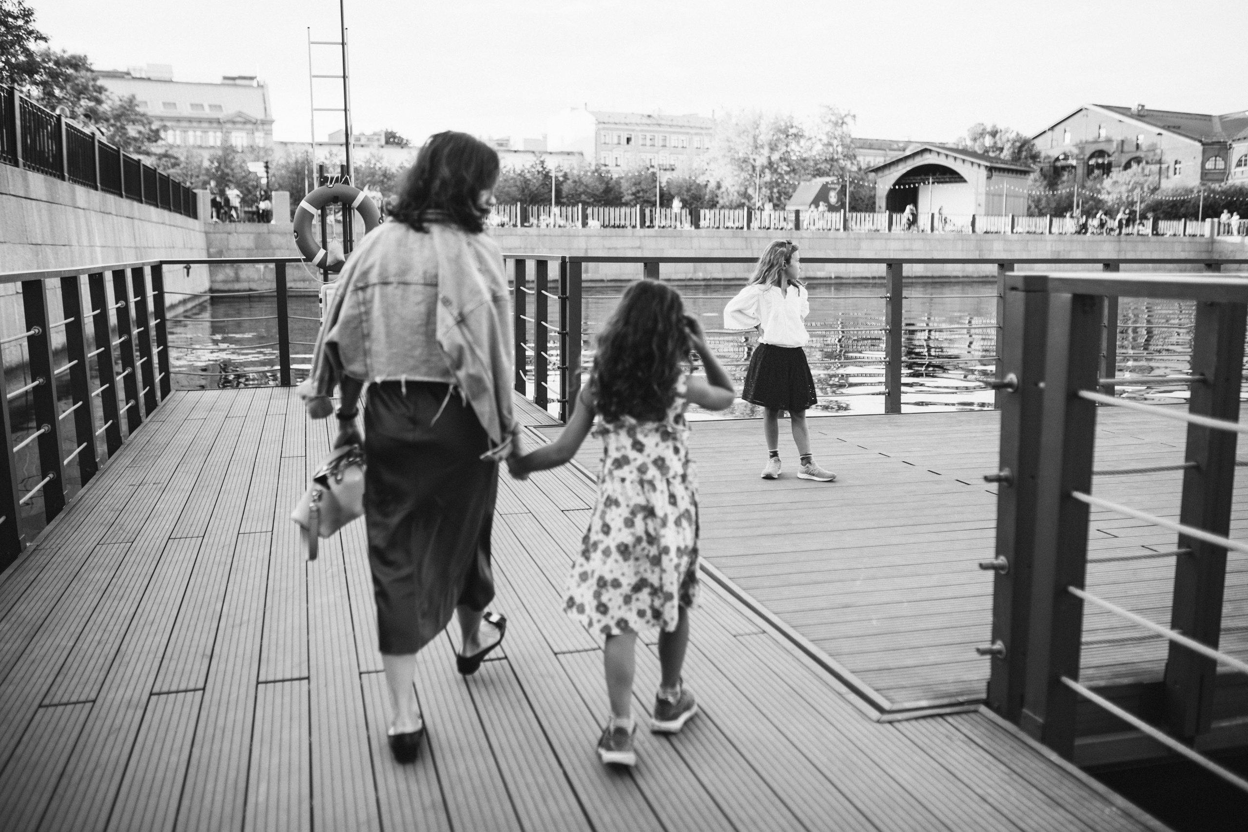 Кристина София и Мария. Свадебный и семейный пленочный фотограф в Петербурге Истомина Ирина