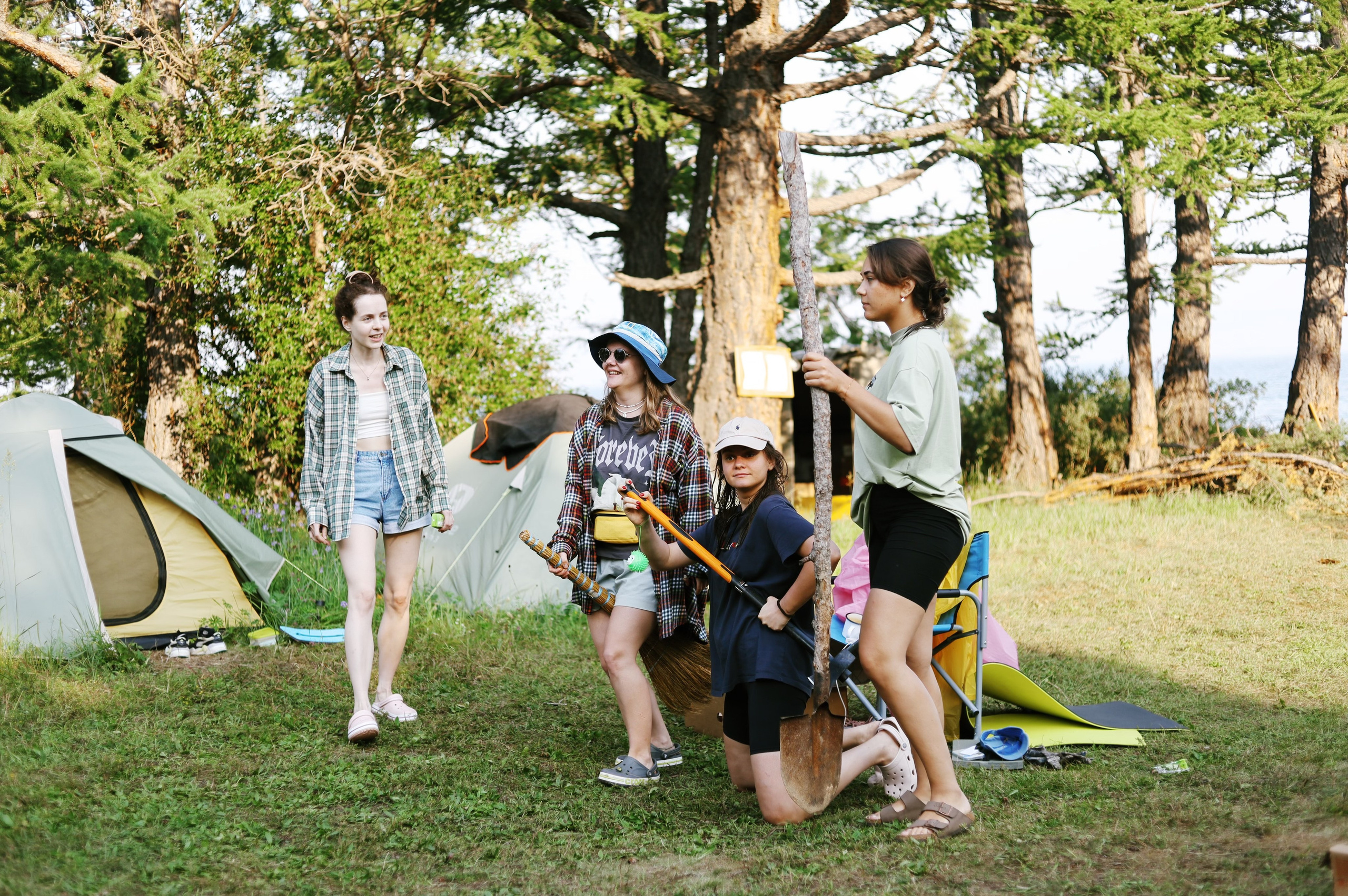 Лето 2024 / палатки. 1642 — первый лагерь для взрослых на Байкале