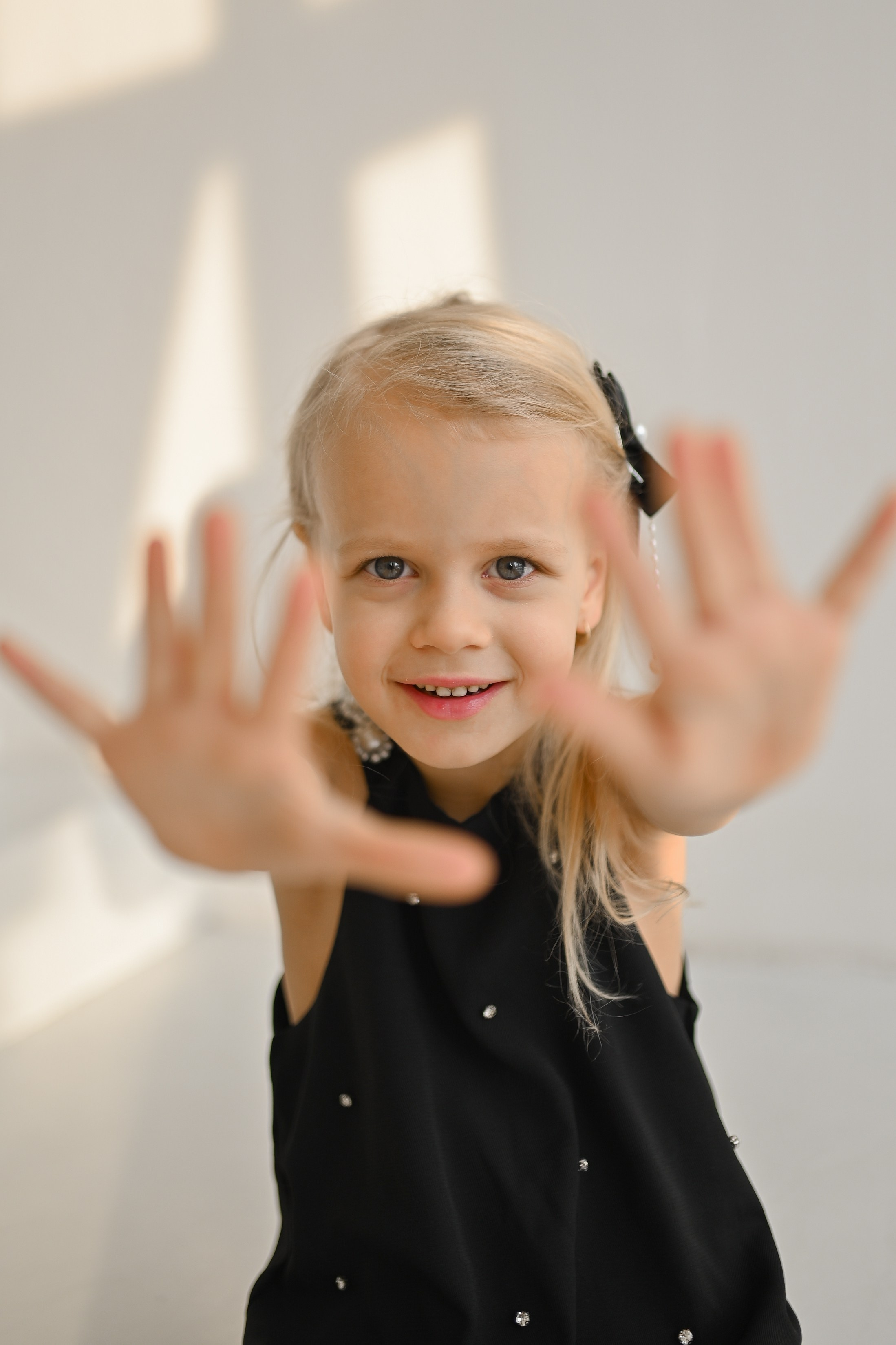 Семейная фотосессия в зале Убуд фотостудия Мимика. Semerlina.ru