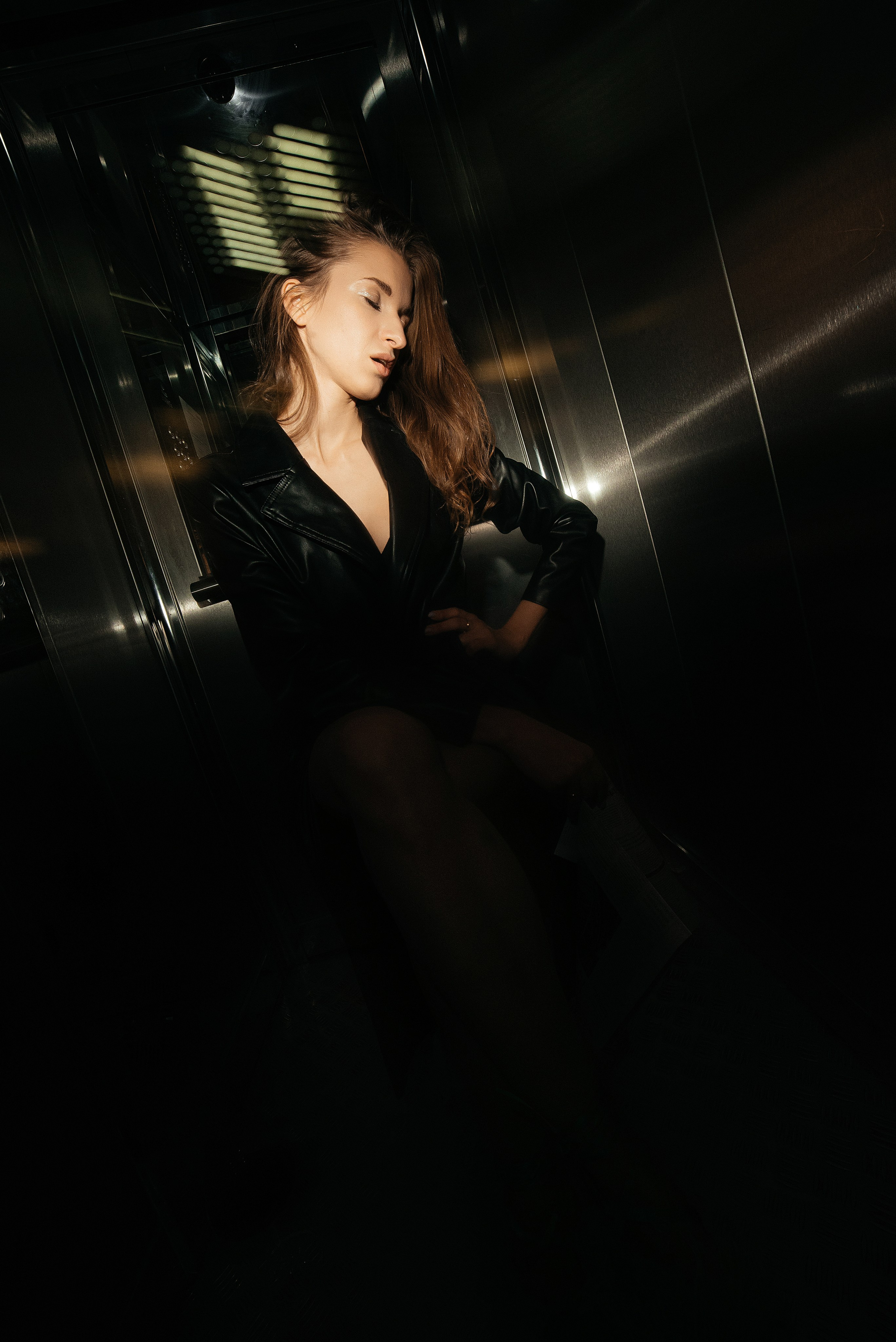 Фотосессия в лифте — легко. Свадебный и семейный фотограф в Ростове-на-Дону Алина Астахова