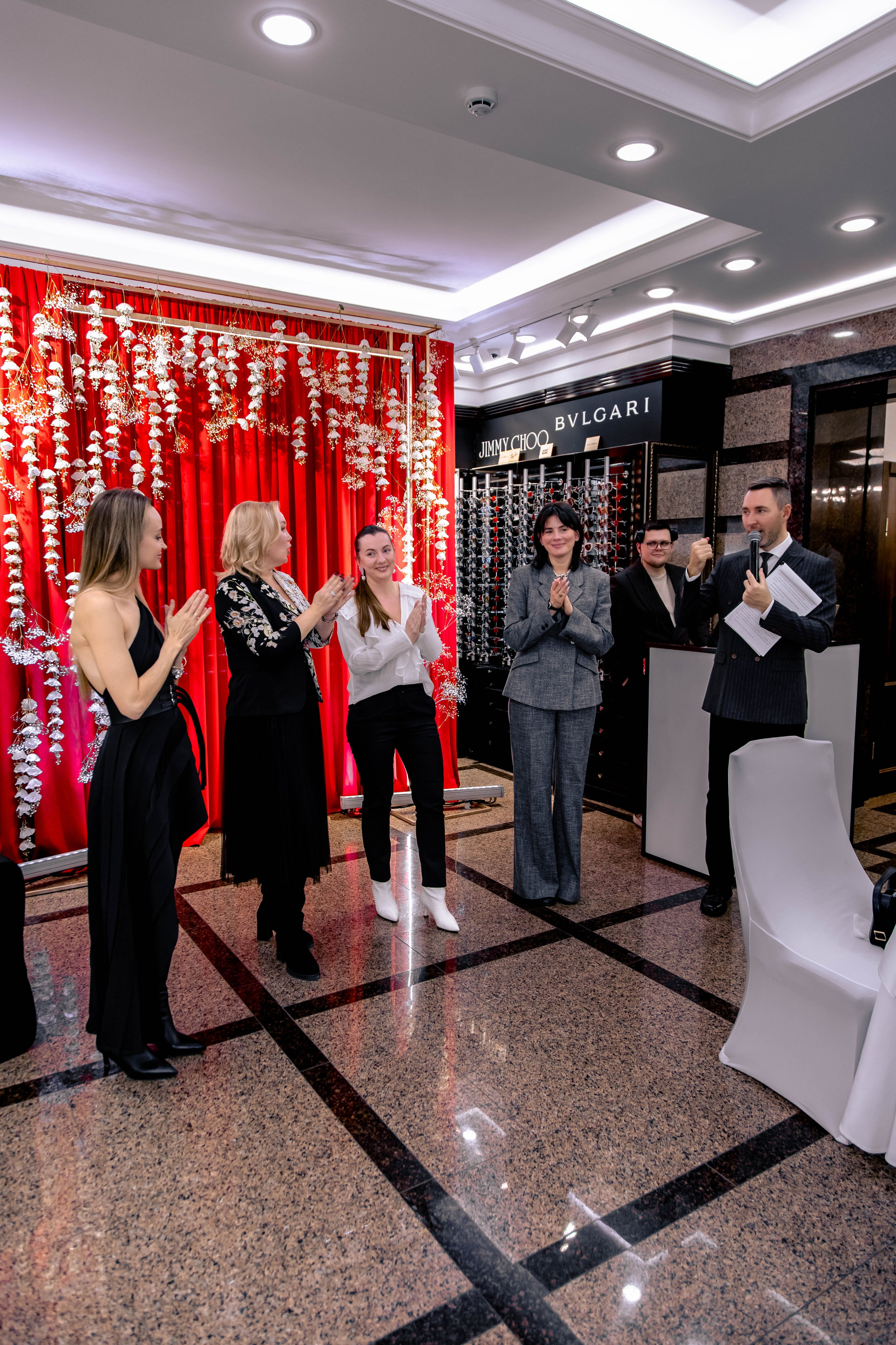 ЗОЛОТОЕ ВРЕМЯ ЛЮКС. МЕДИА-РЕСУРС ХАБАРОВСК / Фотоотчеты / Репортажи / События