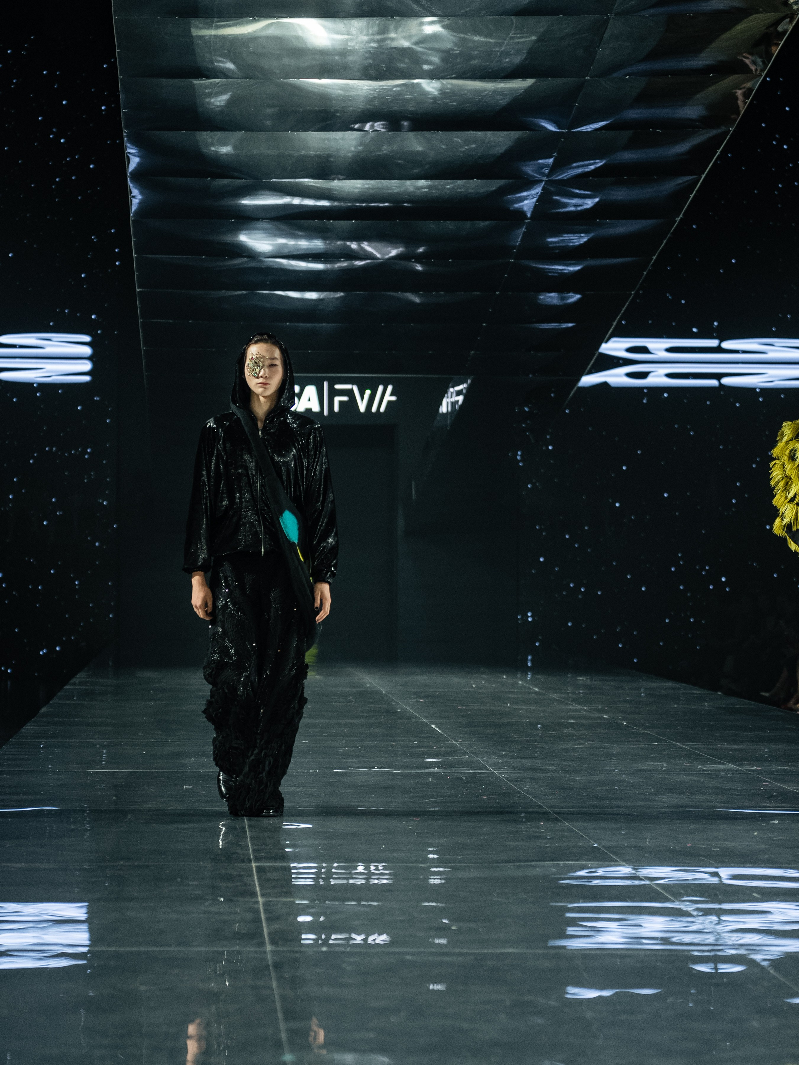 Visa Fashion Week YESYES. Сайт Алматинского НЮ АРТ, будуар и фэшн фотографа Дениса Карпенко