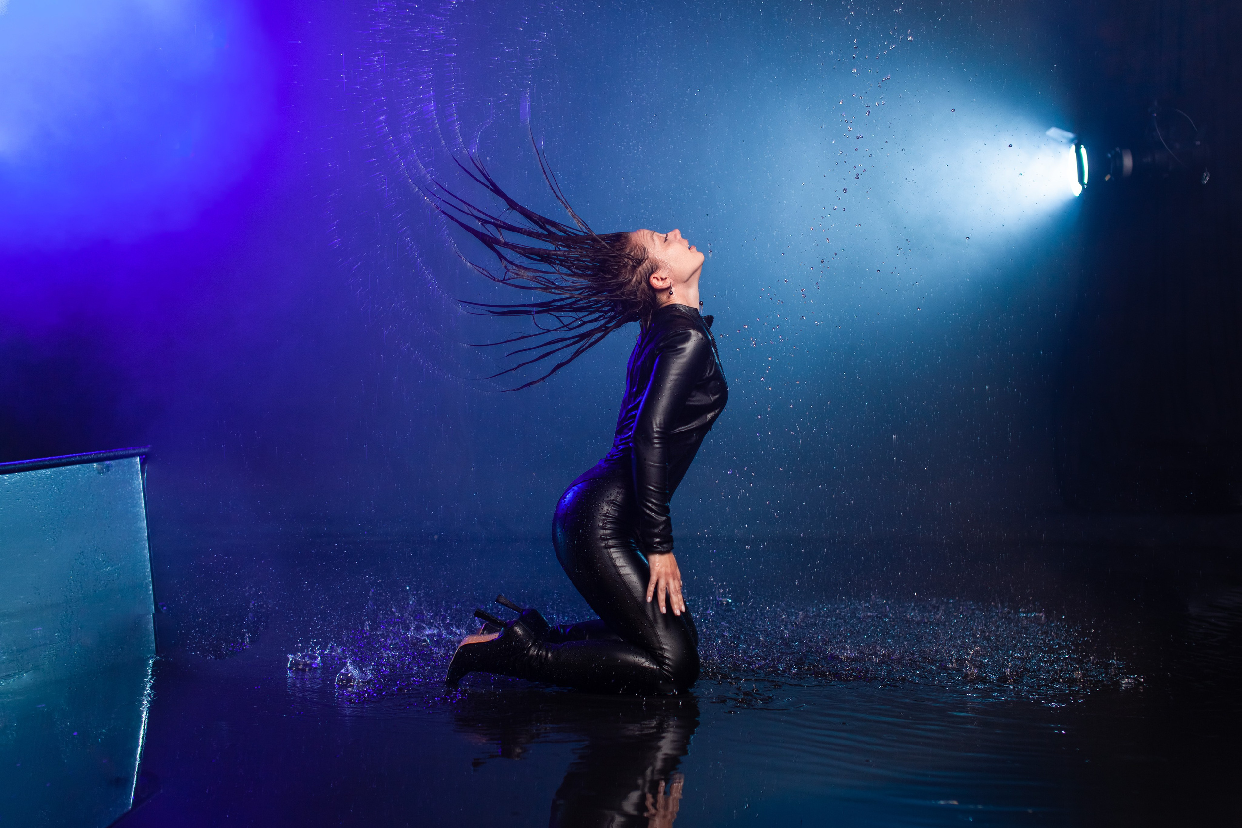 Вода — Юля. Двойняшки-фотографы Анна и Анастасия в Санкт-Петербурге