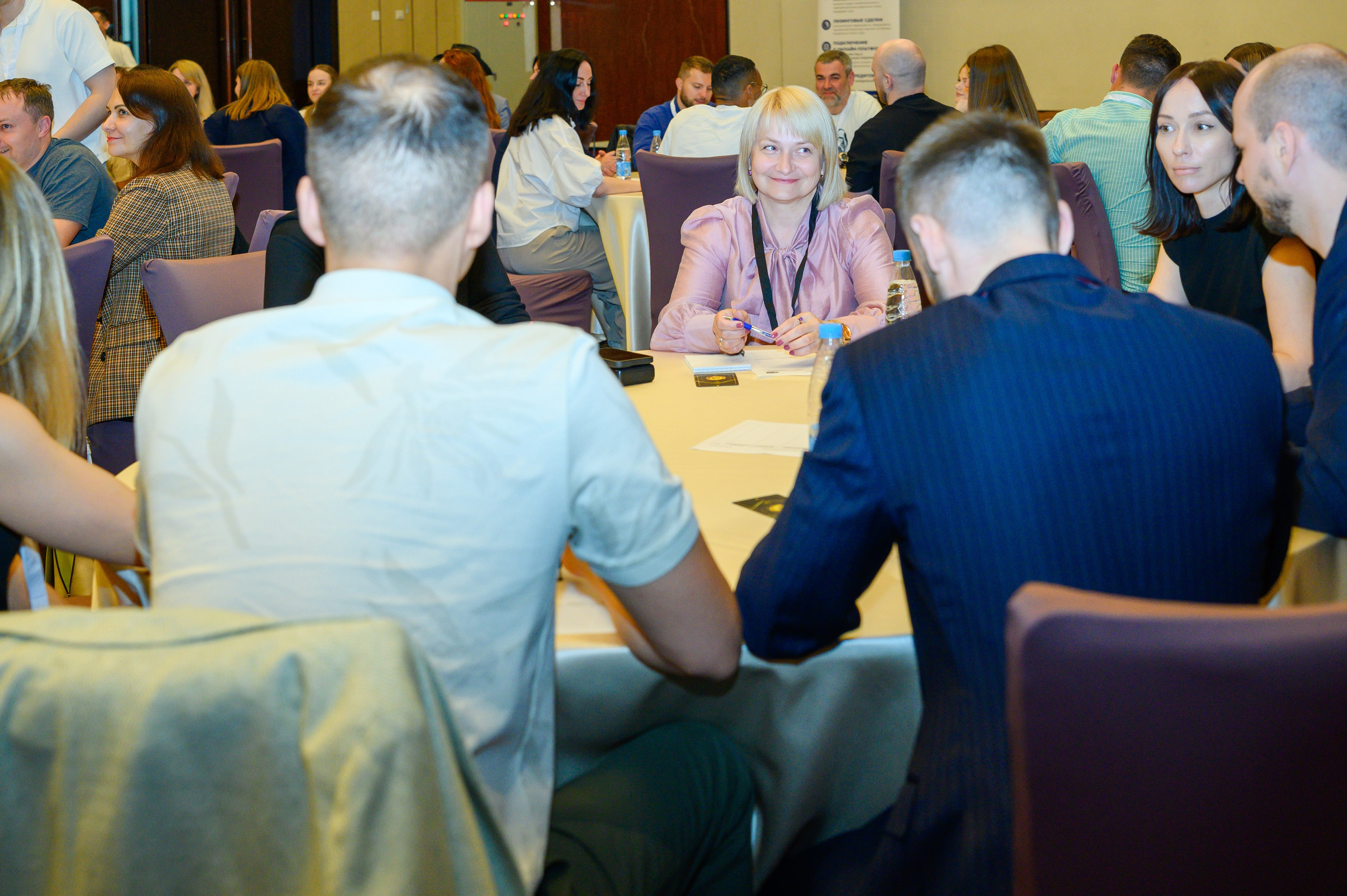 Репортажная съемка с открытия магазина. Фотоуслуги, услуги фотографа, фотографирование важных событий